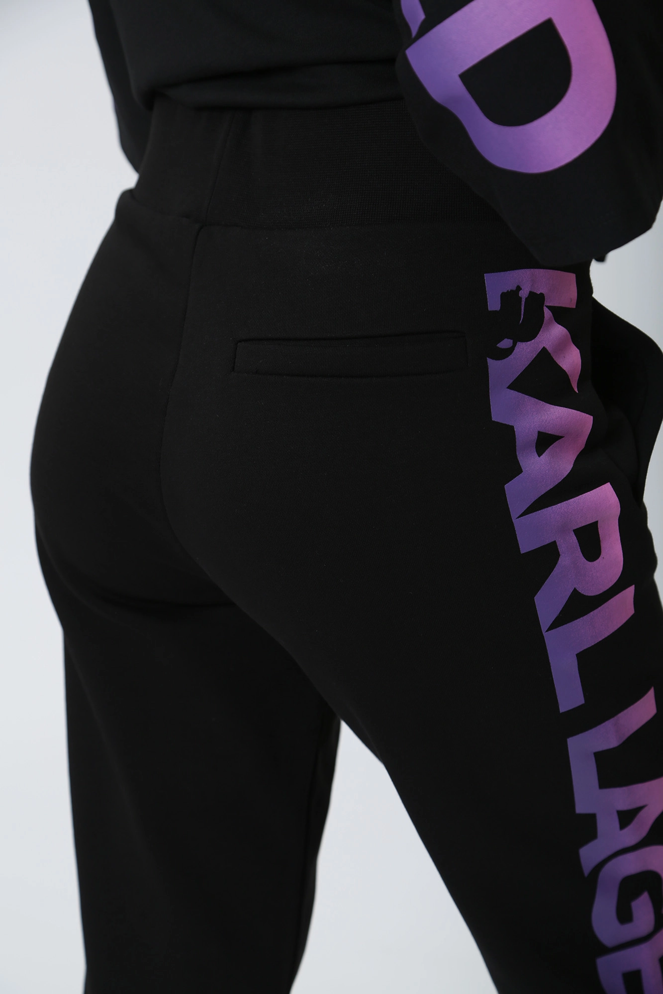 230W1052 брюки спортивные karl lagerfeld 