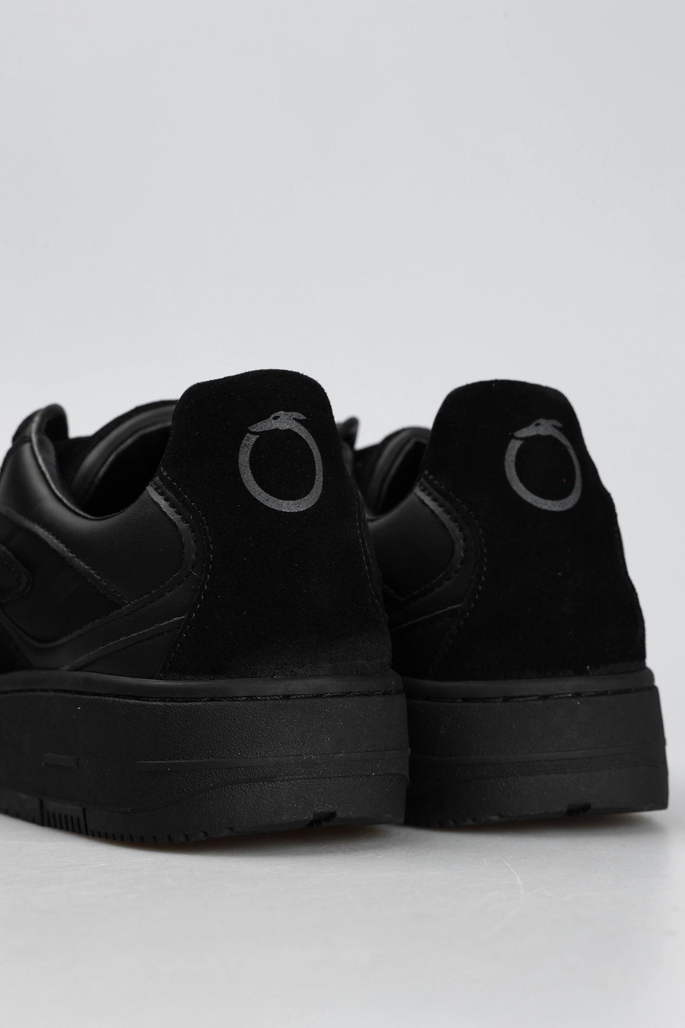 79A00844-9Y09999 Кеды Trussardi Черный