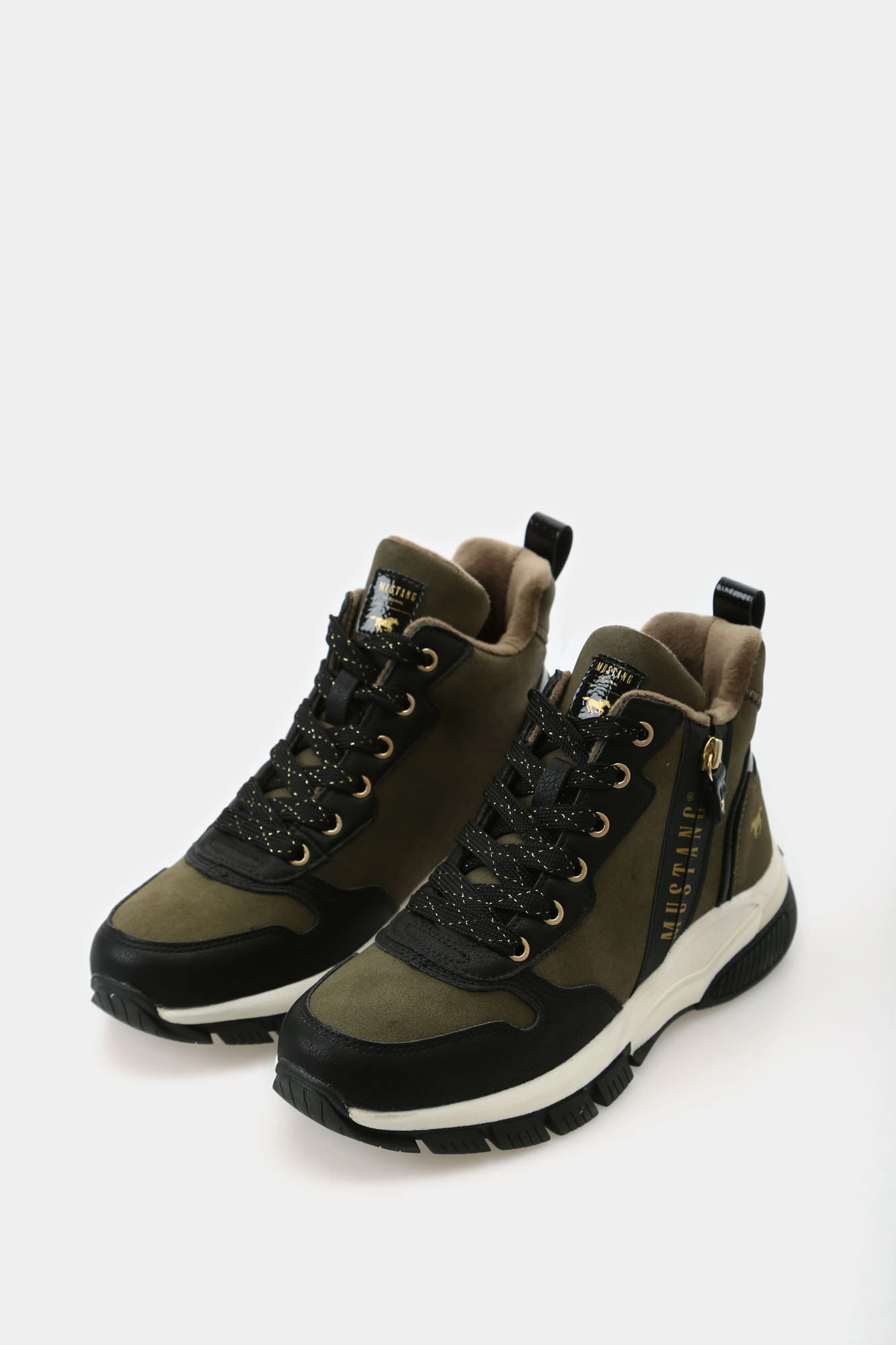 1481-501 Кроссовки Mustang Черный