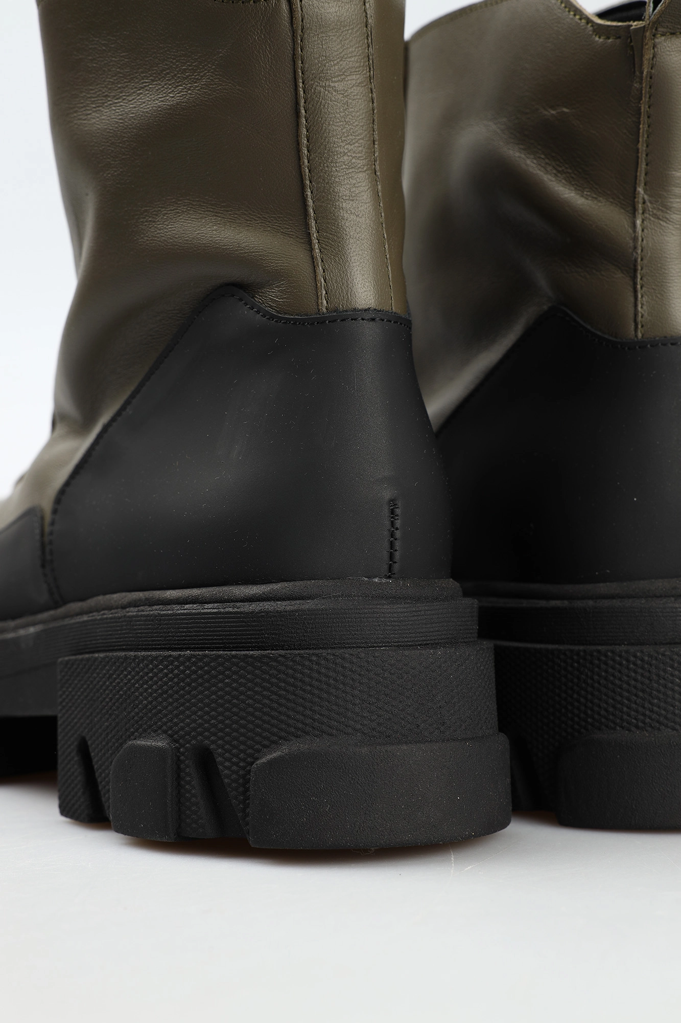 16-69B11 Ботинки Marc Cony Хаки