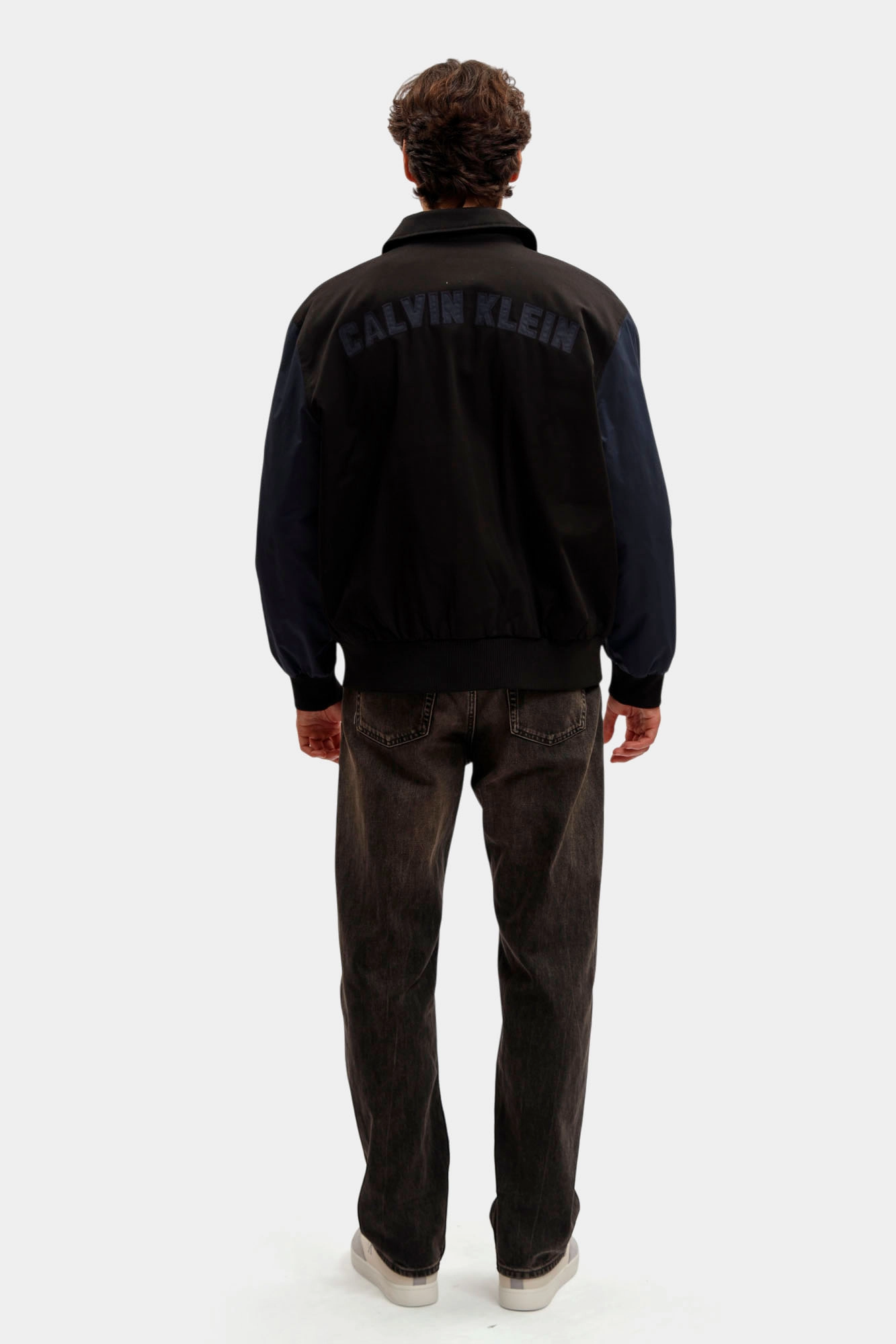 LV04RD400G Бомбер Calvin Klein Jeans 