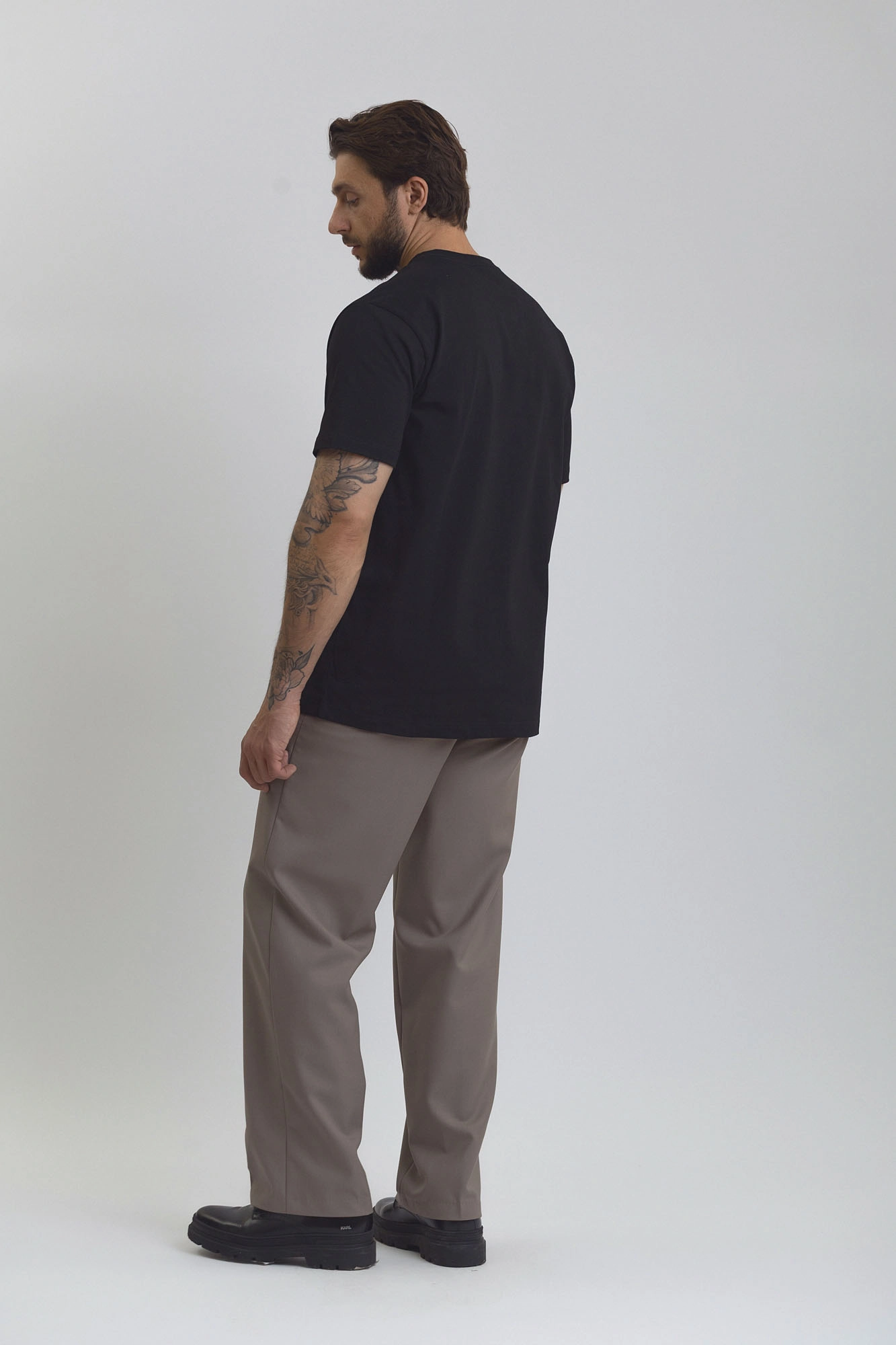 M-252-KB-U-T022 Футболка The Hills Черный