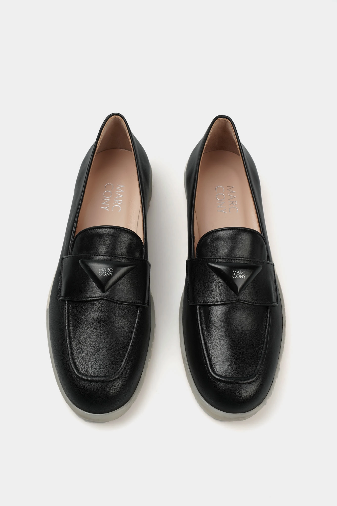 16-8711 Лоферы Marc Cony Черный