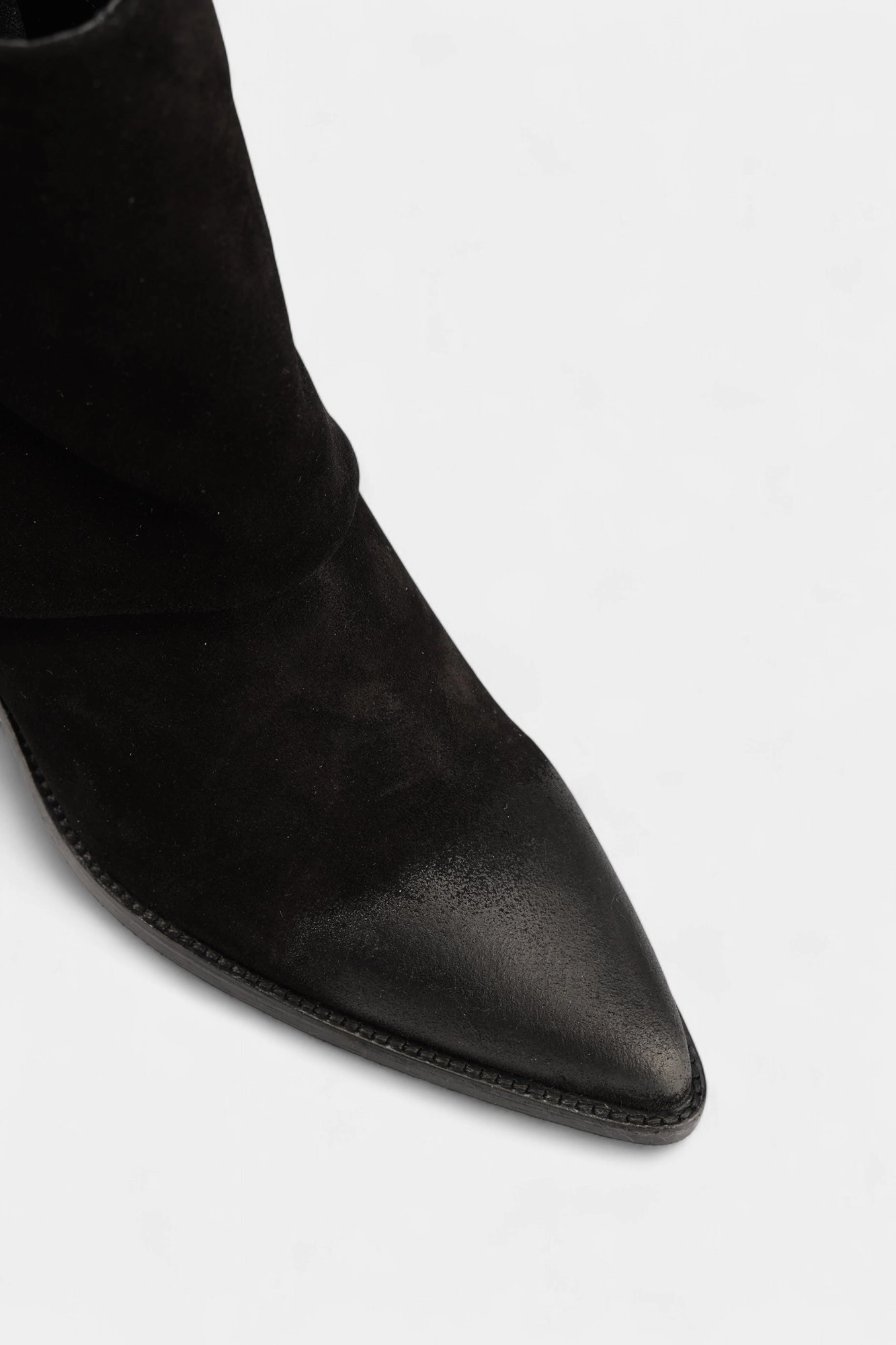 16-241K58 Казаки Marc Cony Черный