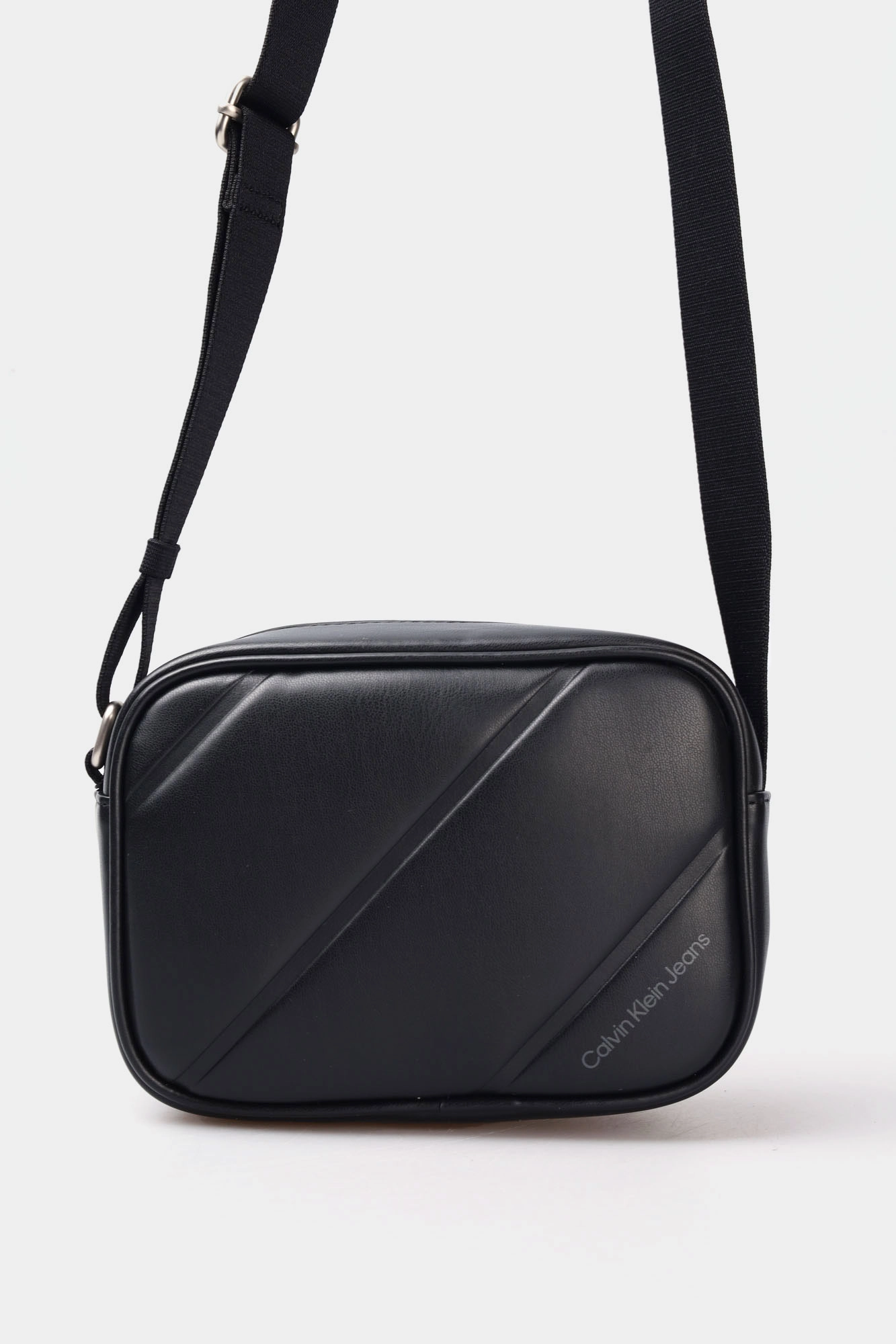 Calvin klein jeans shoulder bag new arrivals