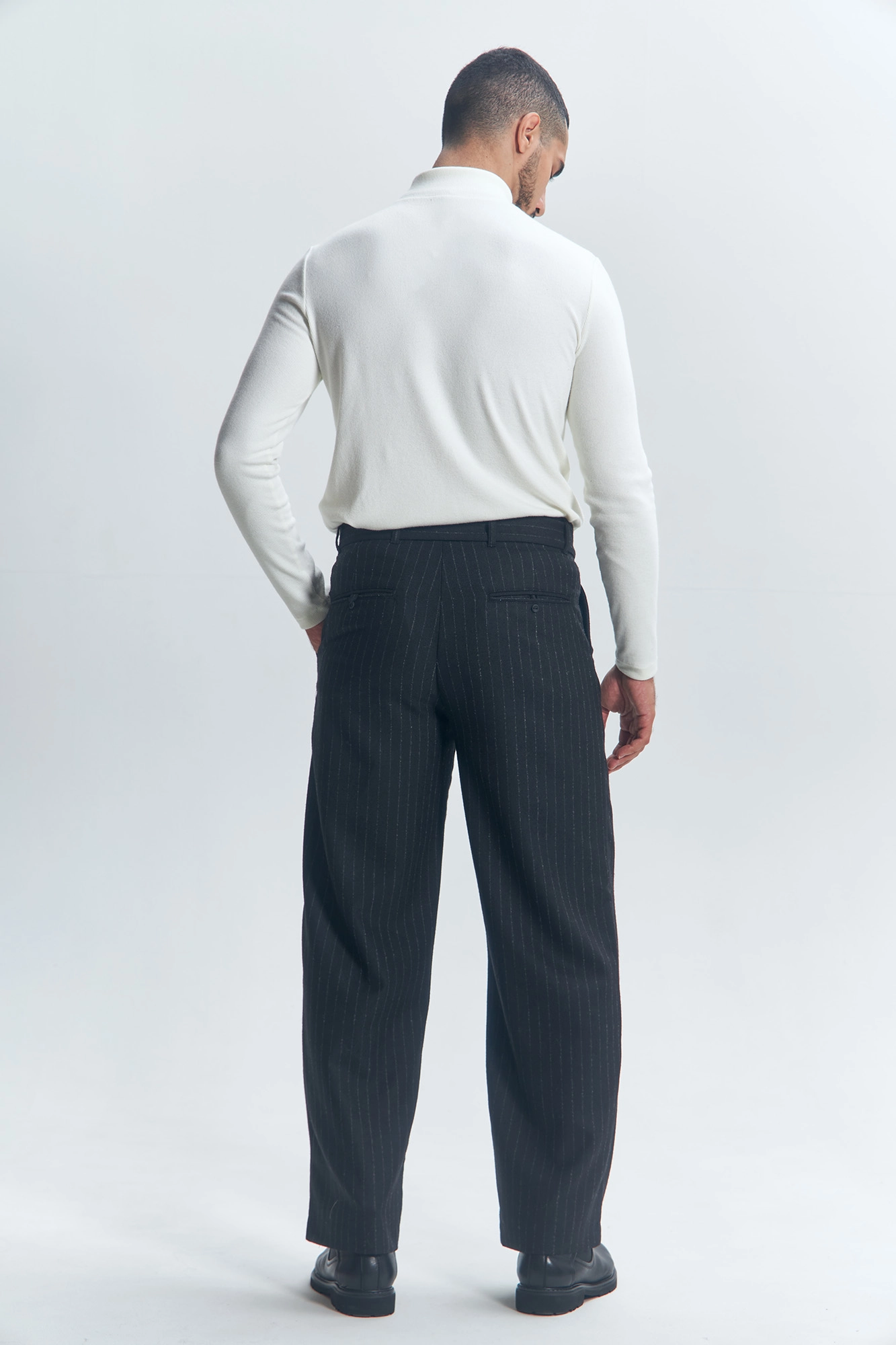 M-232-TH-56-0180 Брюки The Hills Черный