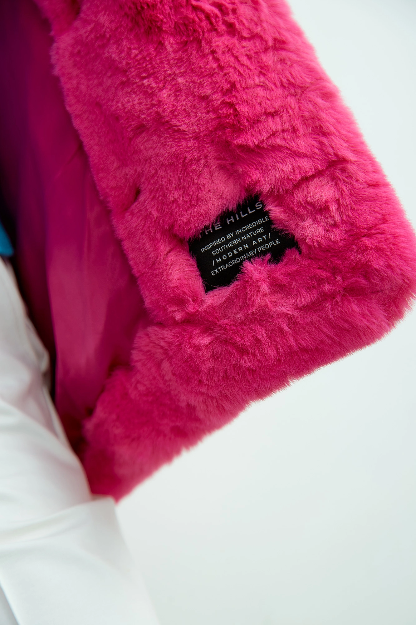 W-232-ZM-1131НЕ шуба the hills 