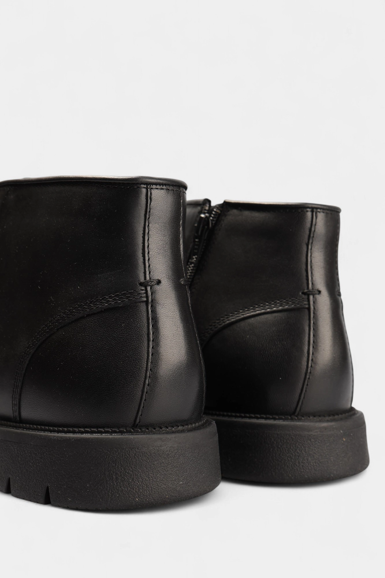 U56M7B000FF Ботинки Geox Черный