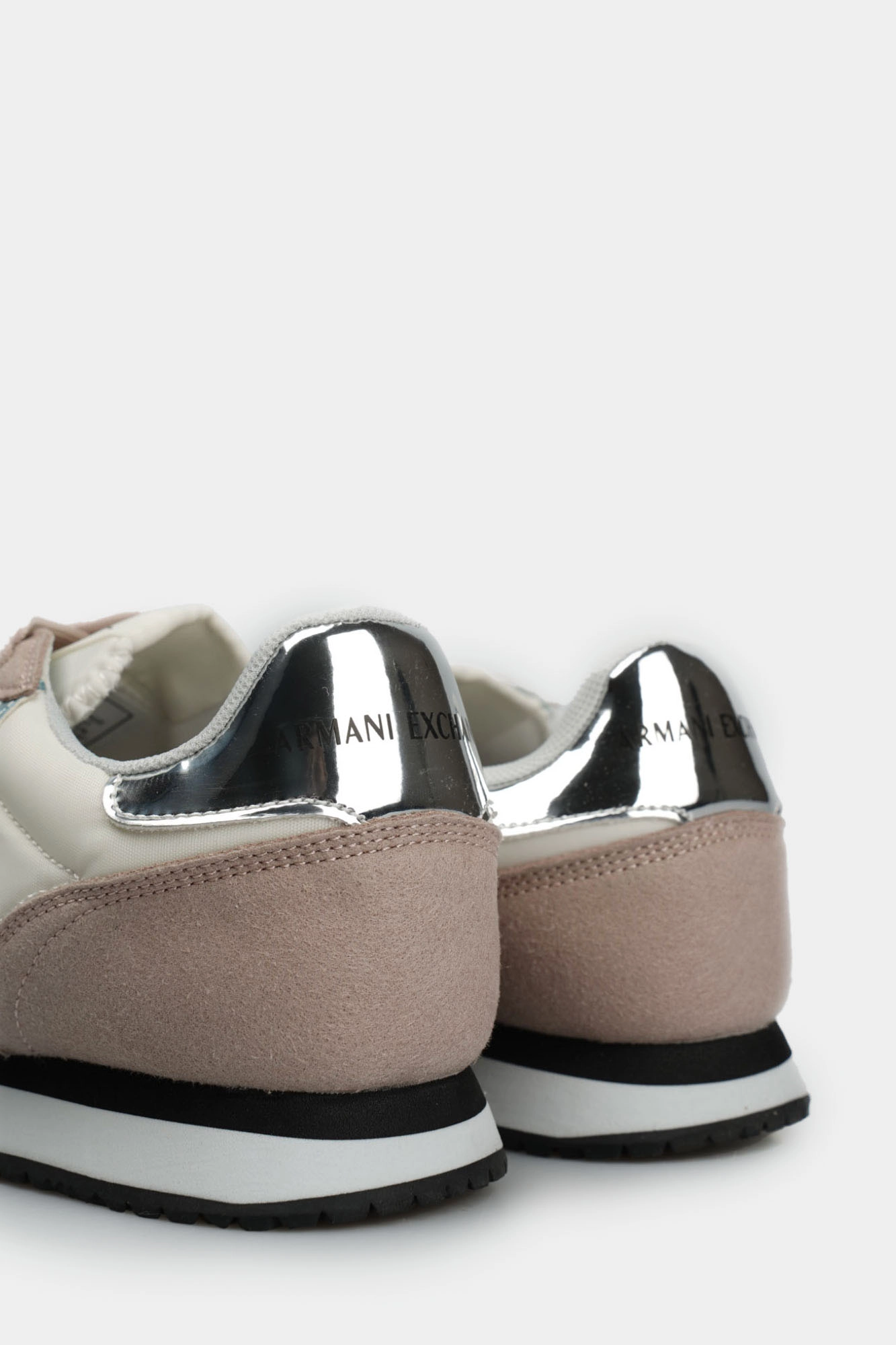 XDX031_XV137 Кроссовки Armani Exchange Белый