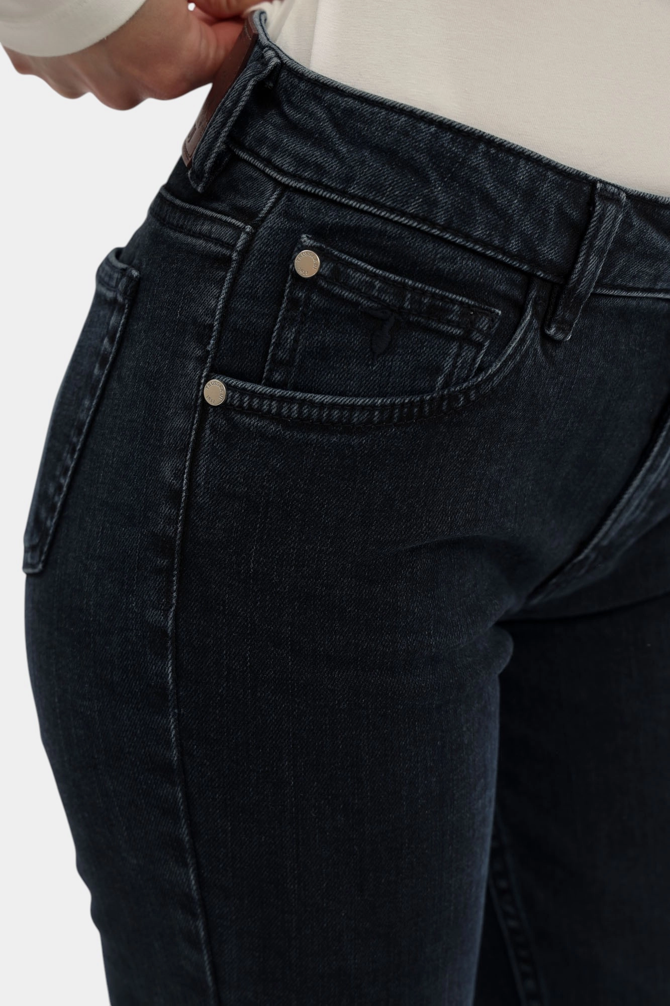 P4389000294N-WJ130D92-26KJ джинсы trussardi