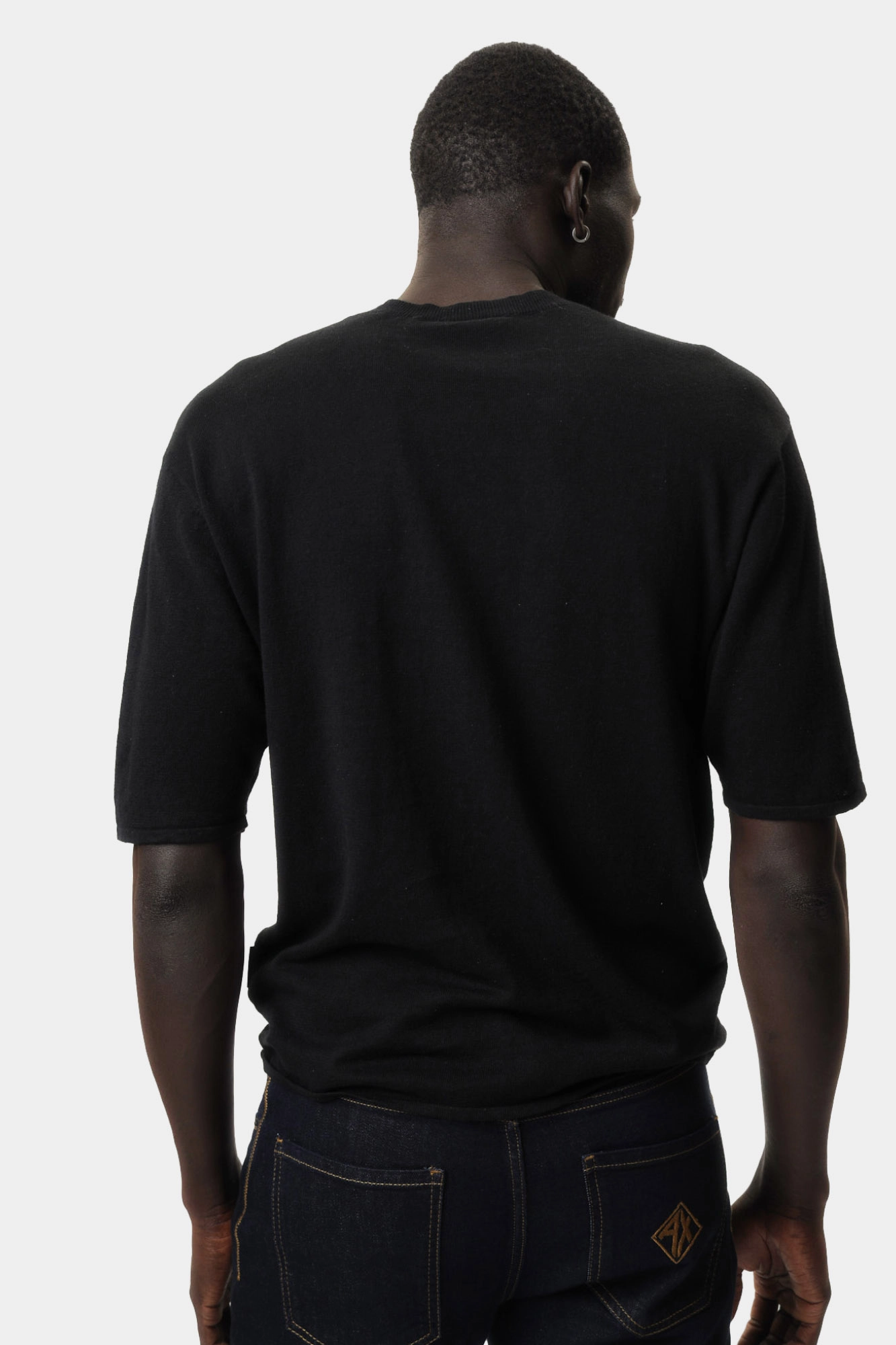 XM000710_AF12935 Футболка льняная Armani Exchange Черный