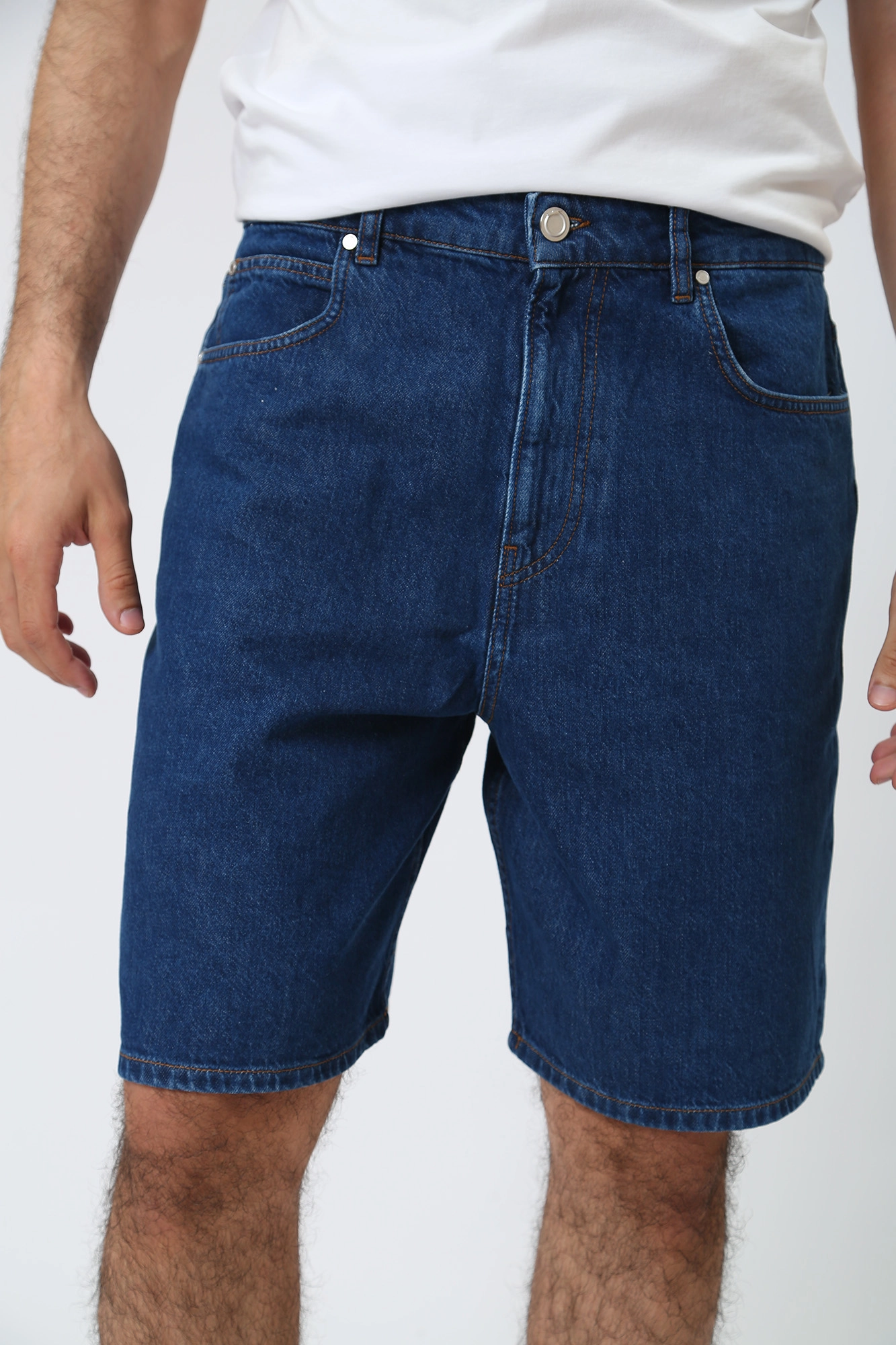 52J00132-1T006244-C-002 Шорты джинсовые Trussardi Синий