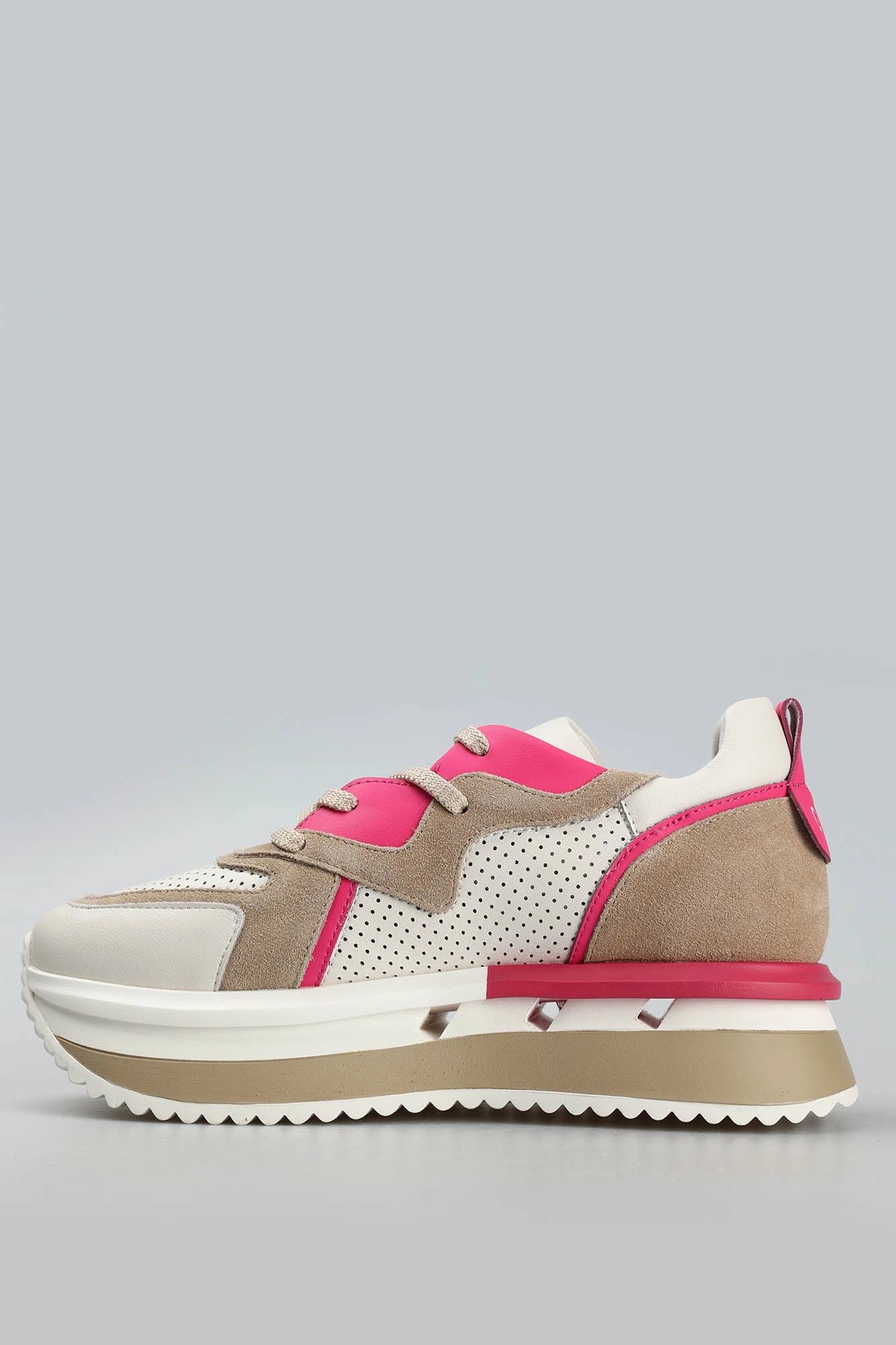 QS562-F201 Кроссовки Graciana Белый