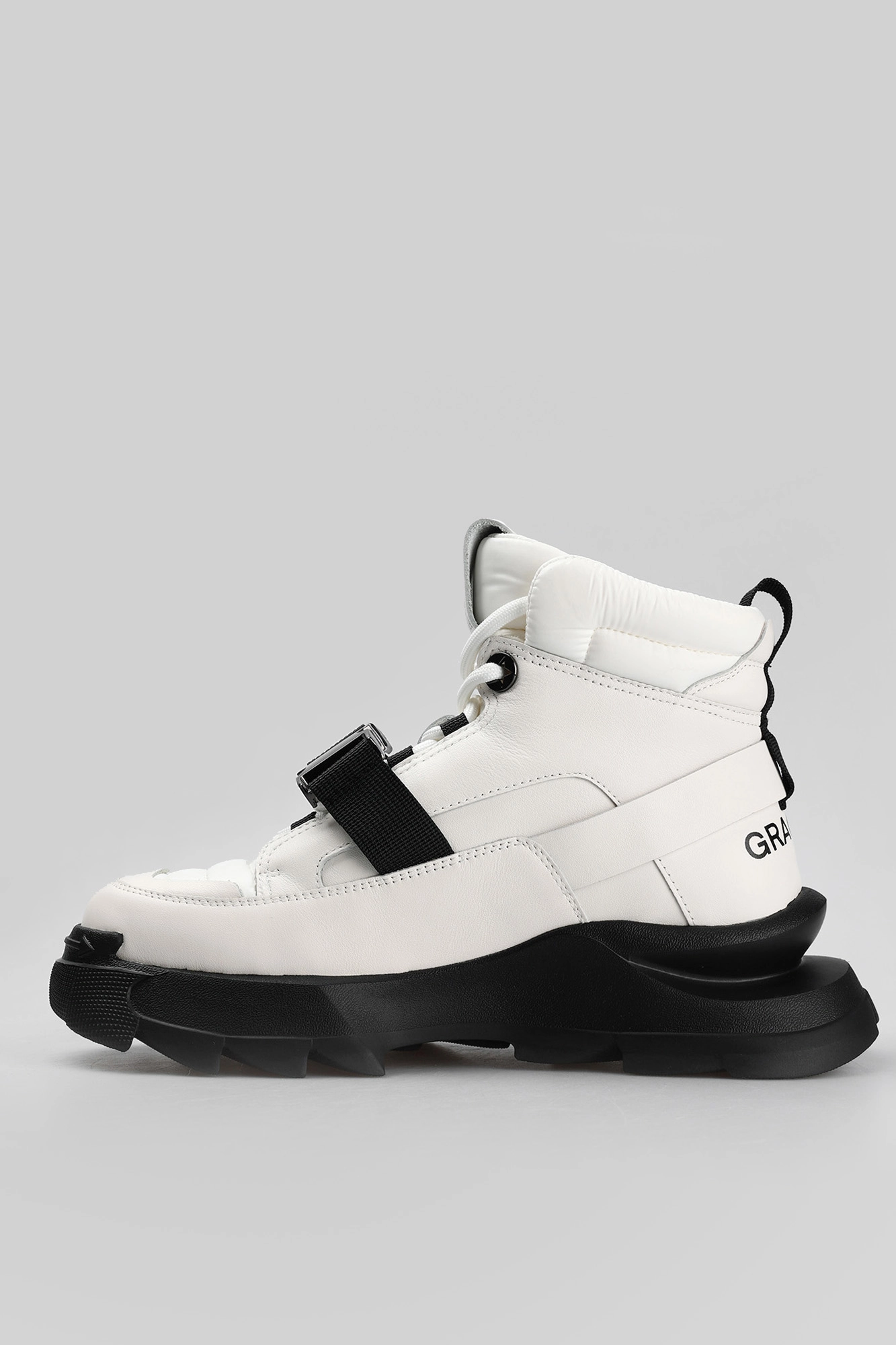 S2238-75 Ботинки Graciana Белый