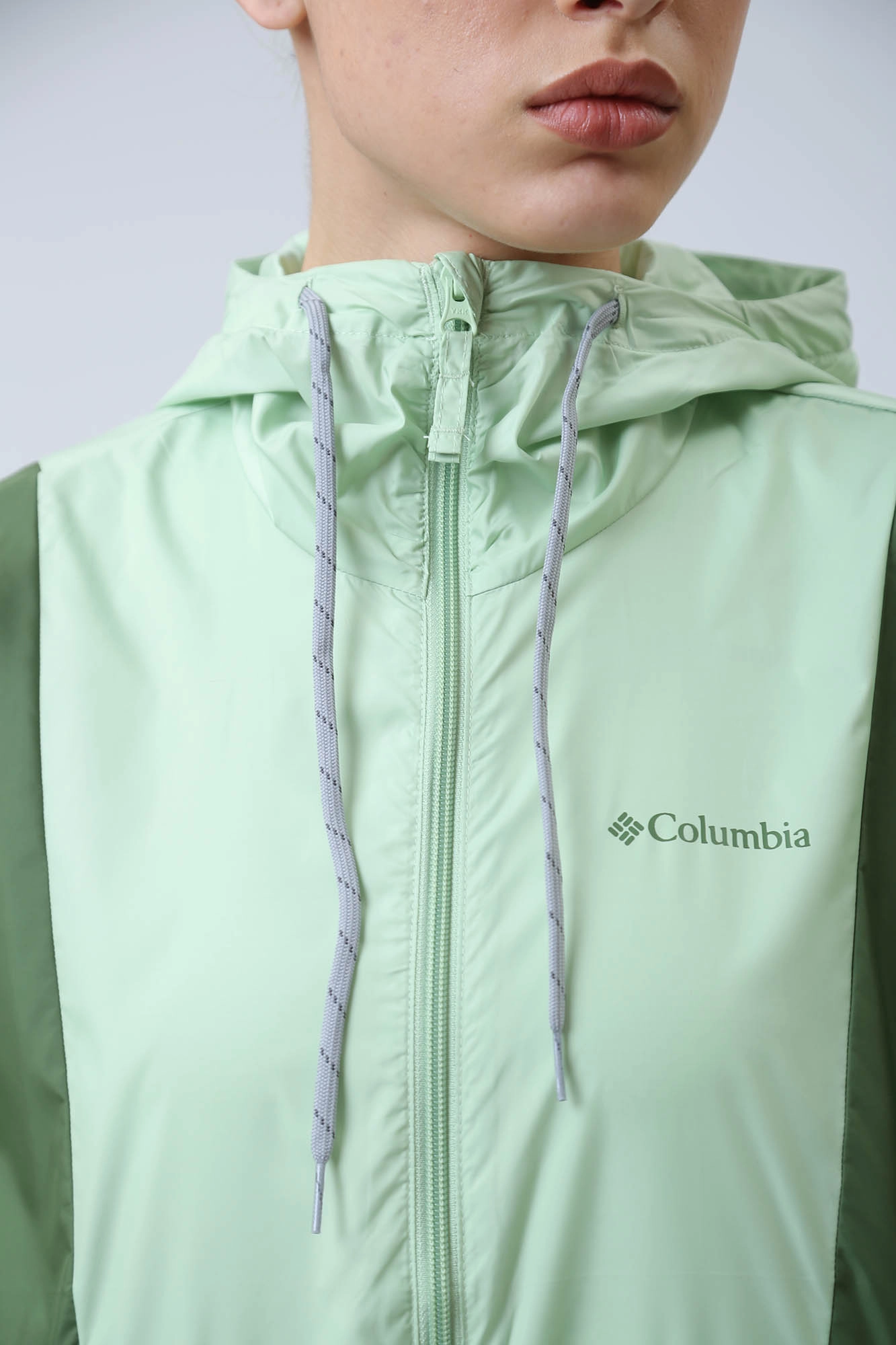 2034931 ветровка columbia