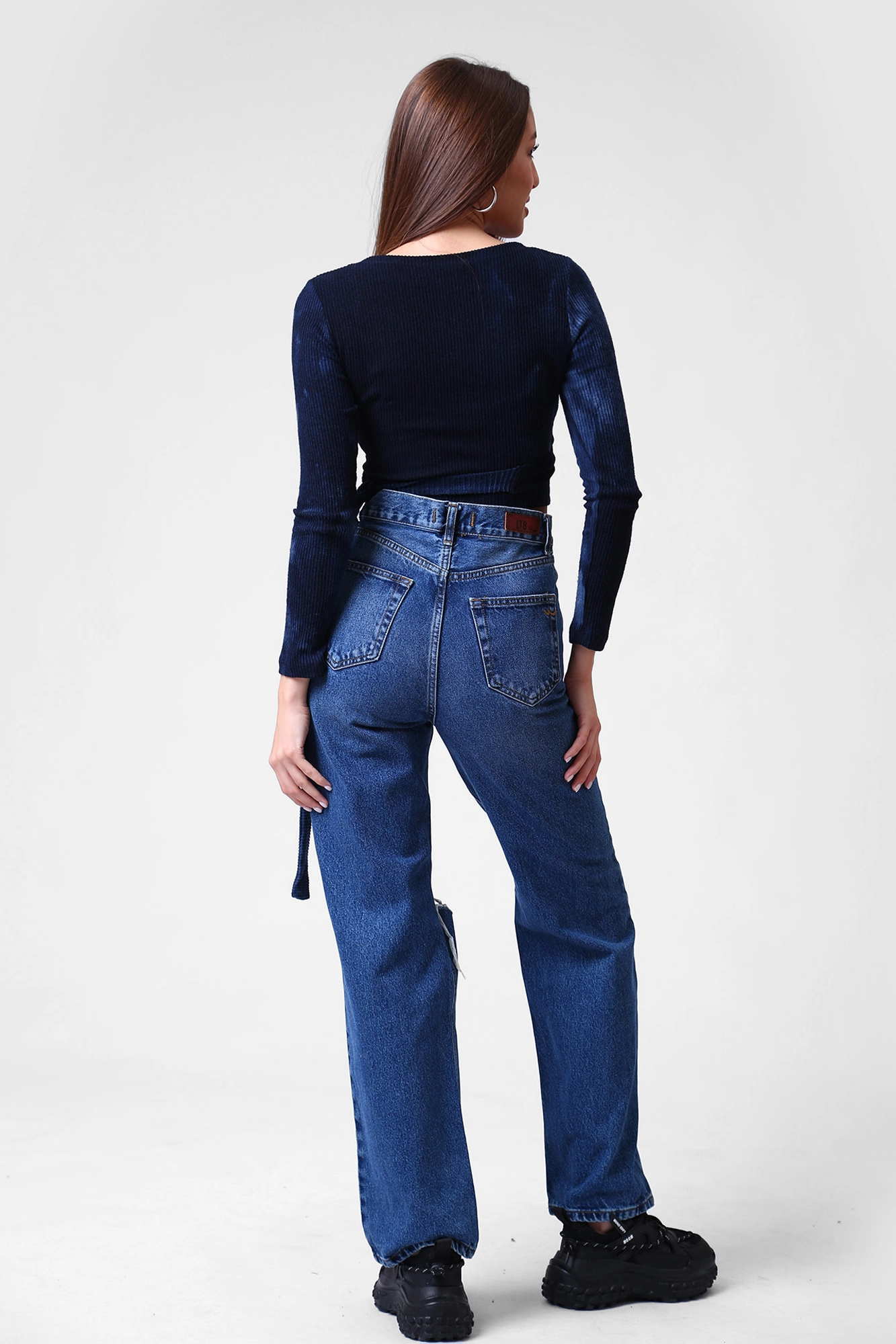 81013-61123 топ с длинным рукавом ltb