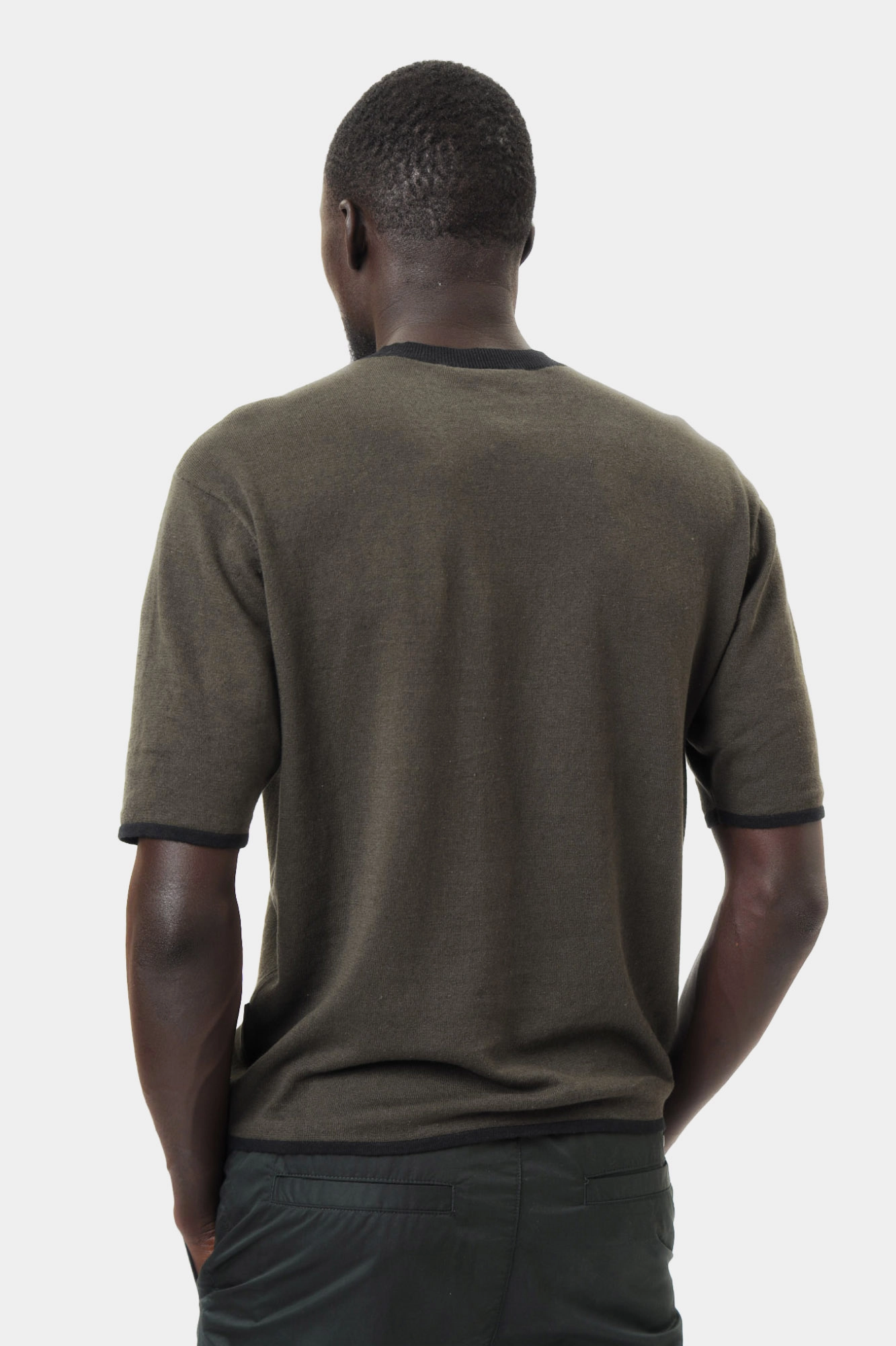 XM000710_AF12935 Футболка льняная Armani Exchange Хаки