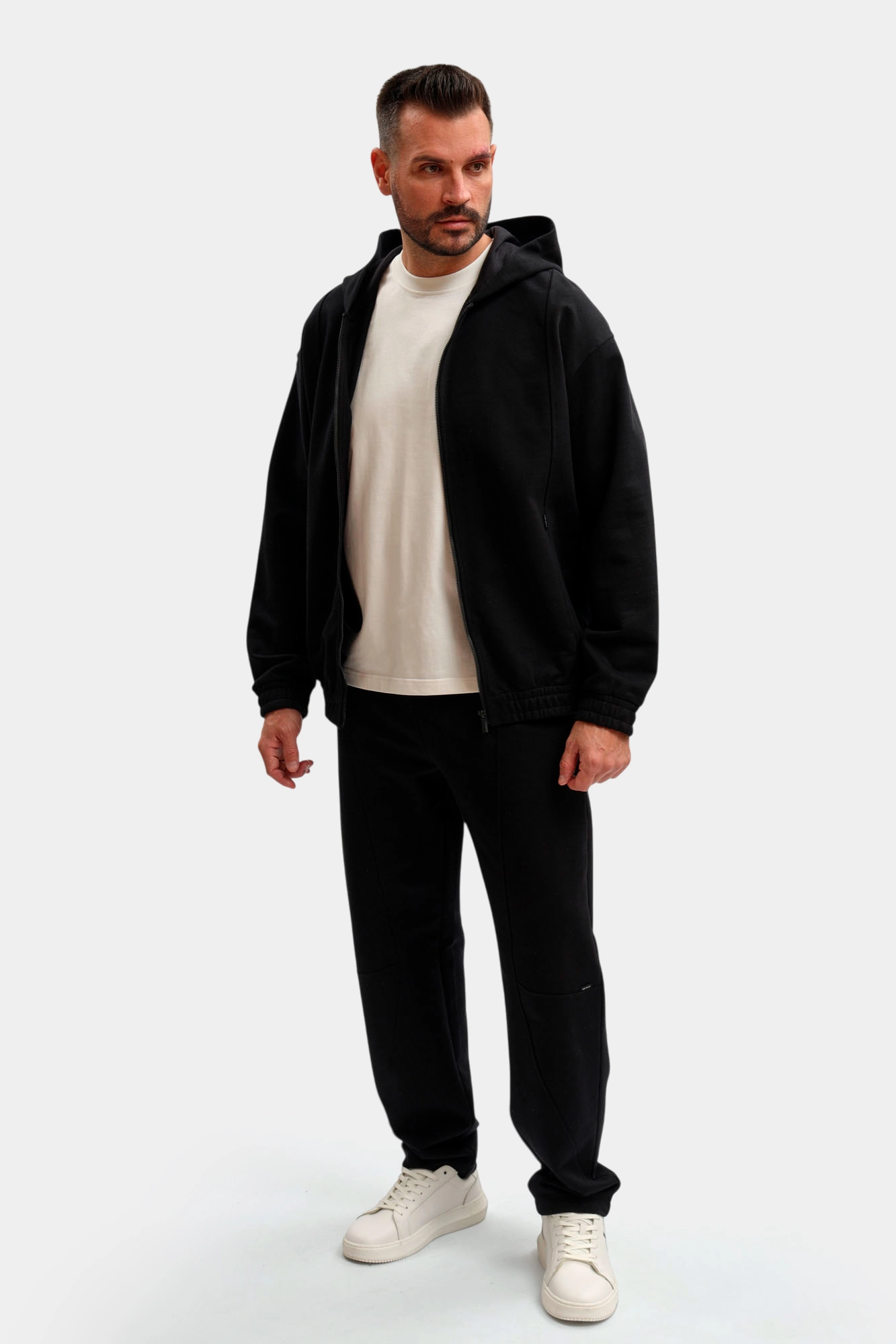 M-261-Р-20-1601 Толстовка The Hills Черный