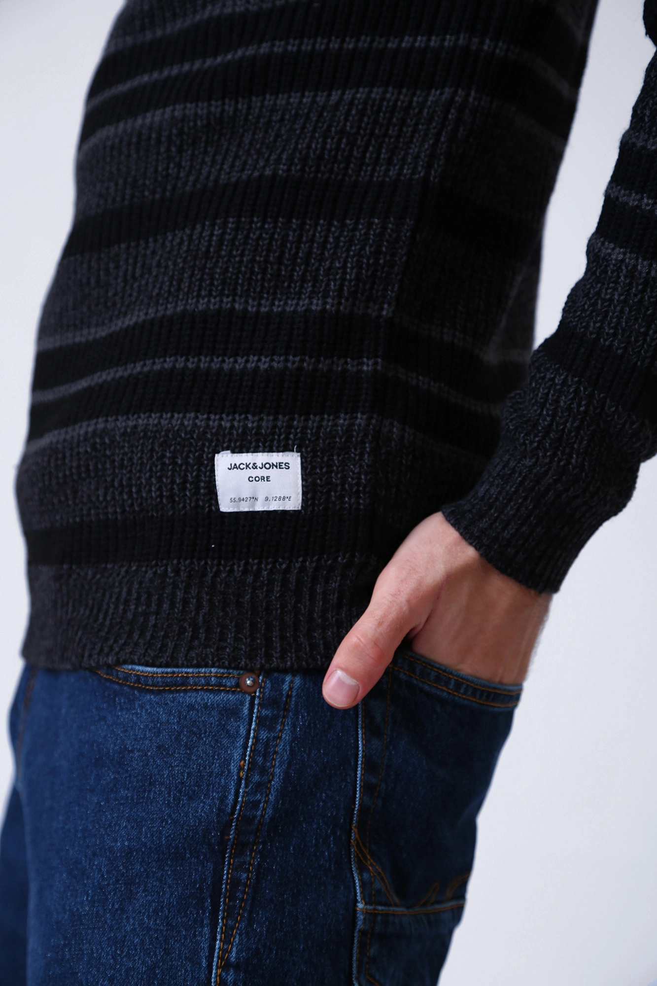 12217487 Джемпер Jack & Jones Серый