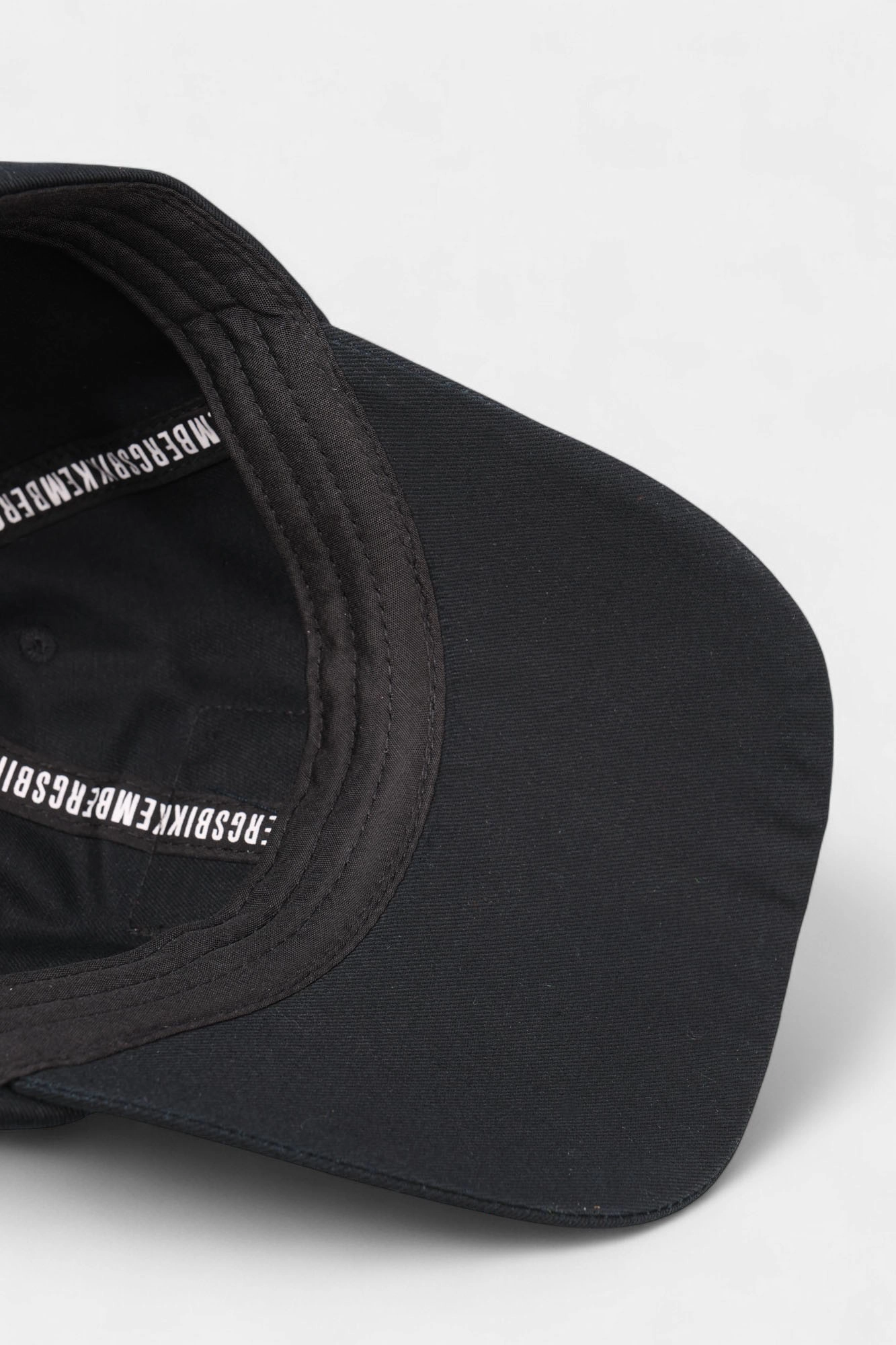 BKCP01041TU Кепка Bikkembergs Черный