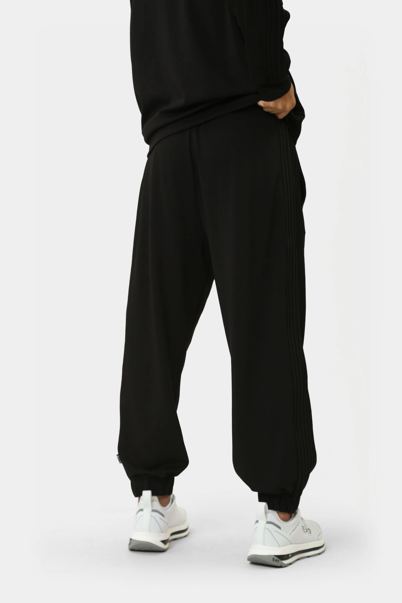 6DUP02_PJZKZ_1200 Брюки спортивные EA7 Черный