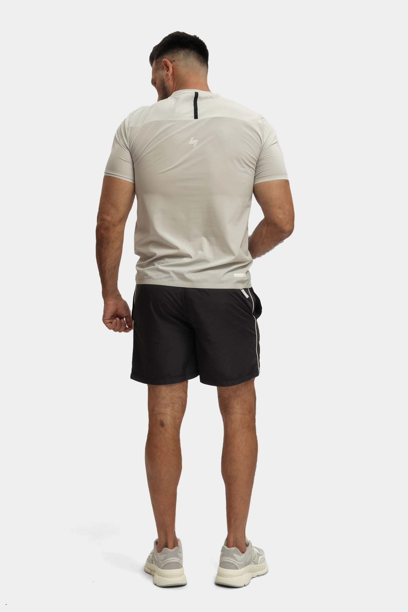 953035_CC630_000 Шорты плавательные Armani Exchange Черный