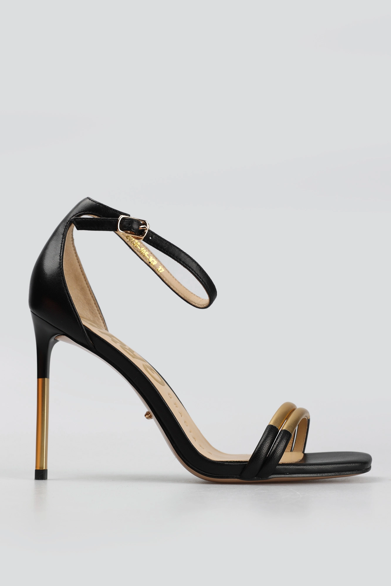 20136-105 Босоножки Graciana Черный