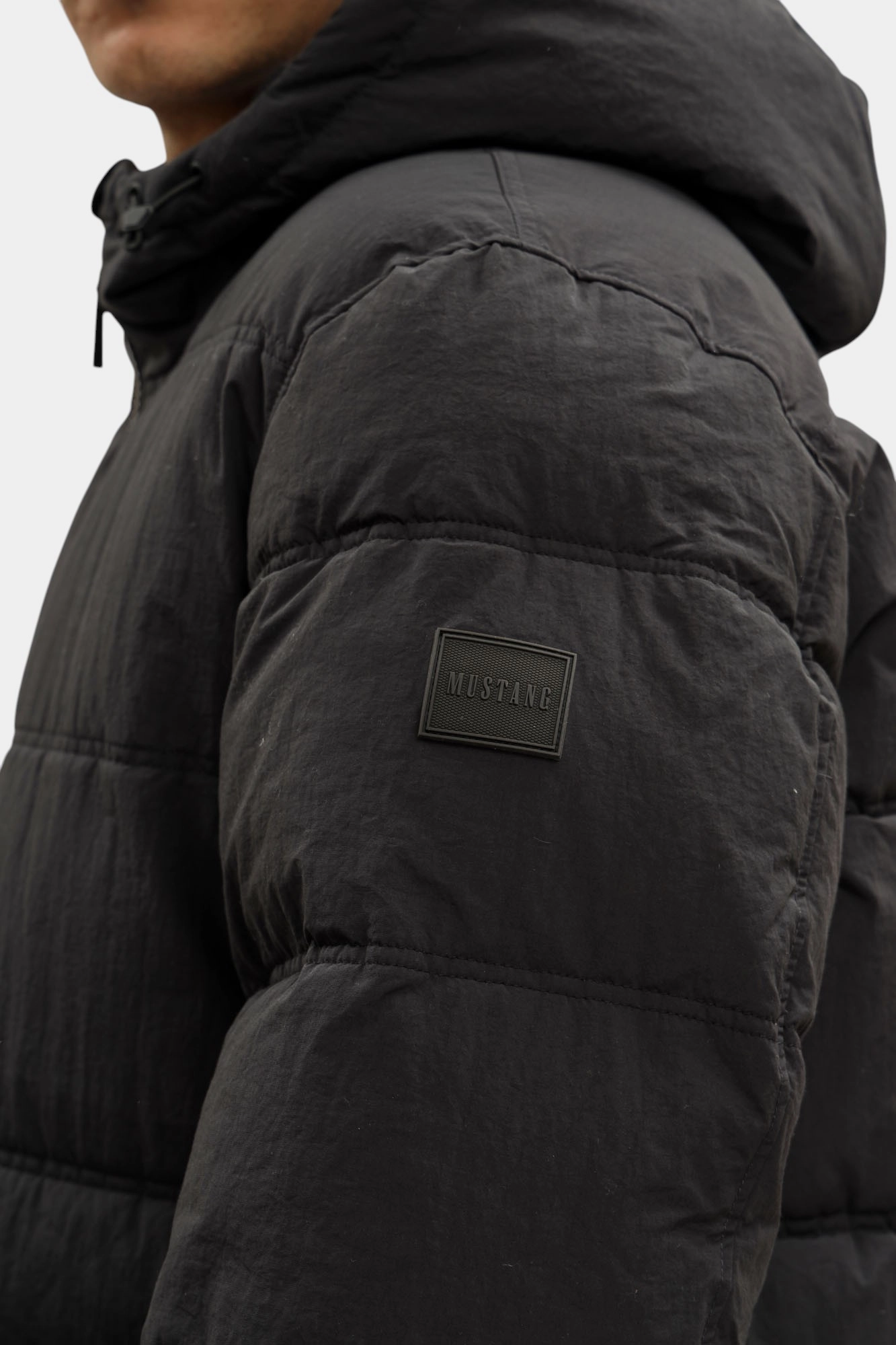 1016896 Куртка тёплая Mustang Черный