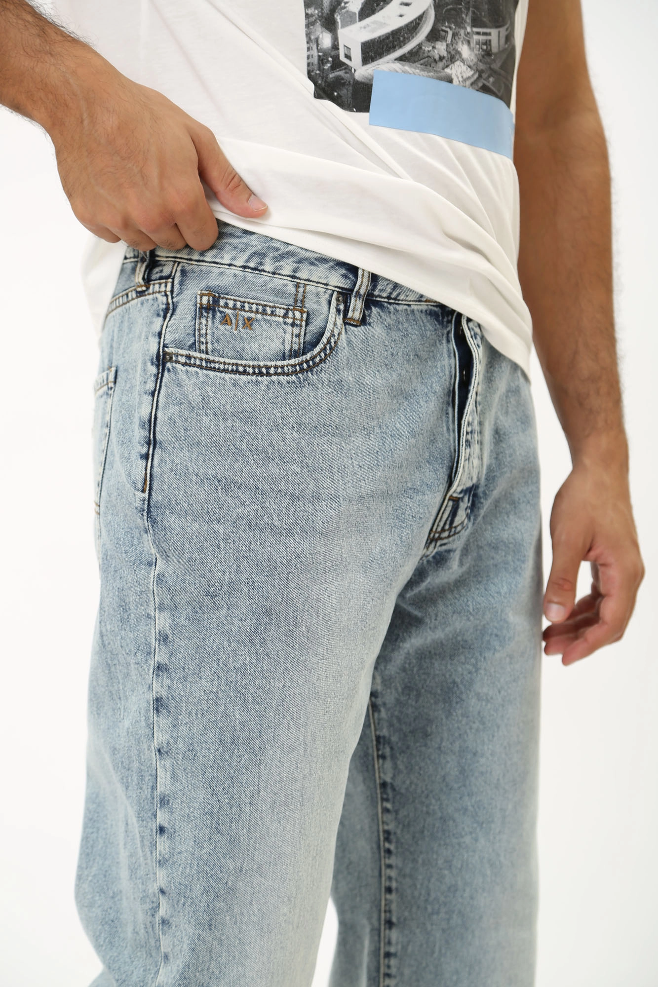 3DZJ88_Z1XEZ Брюки джинсовые Armani Exchange Синий