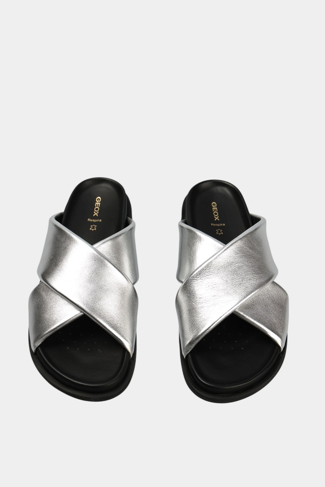 D55YWB000Y2C Сабо Geox Серебряный