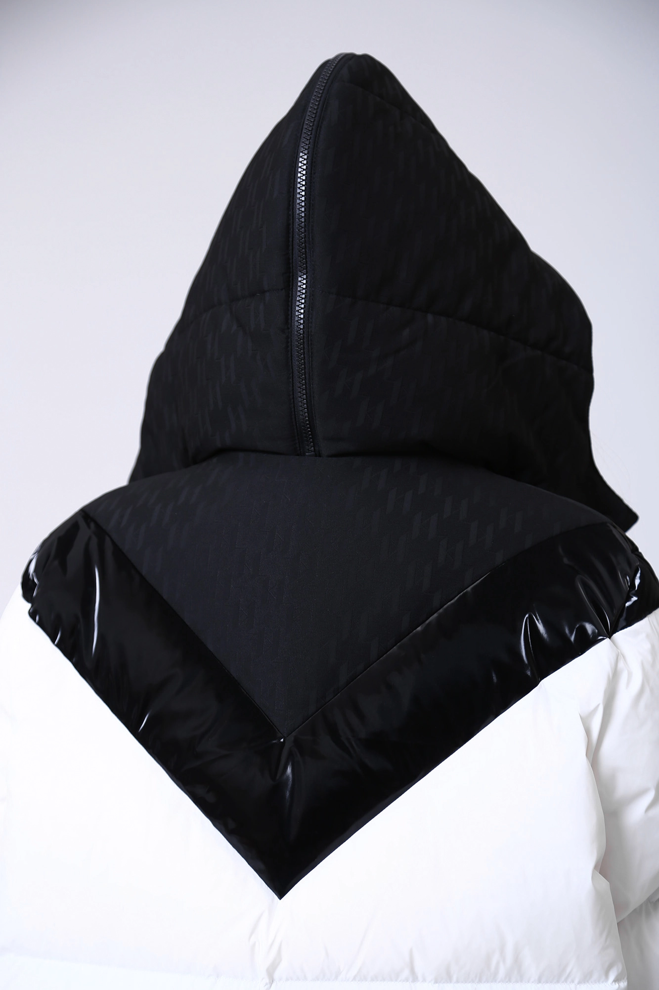 226W1505 куртка пуховая karl lagerfeld 