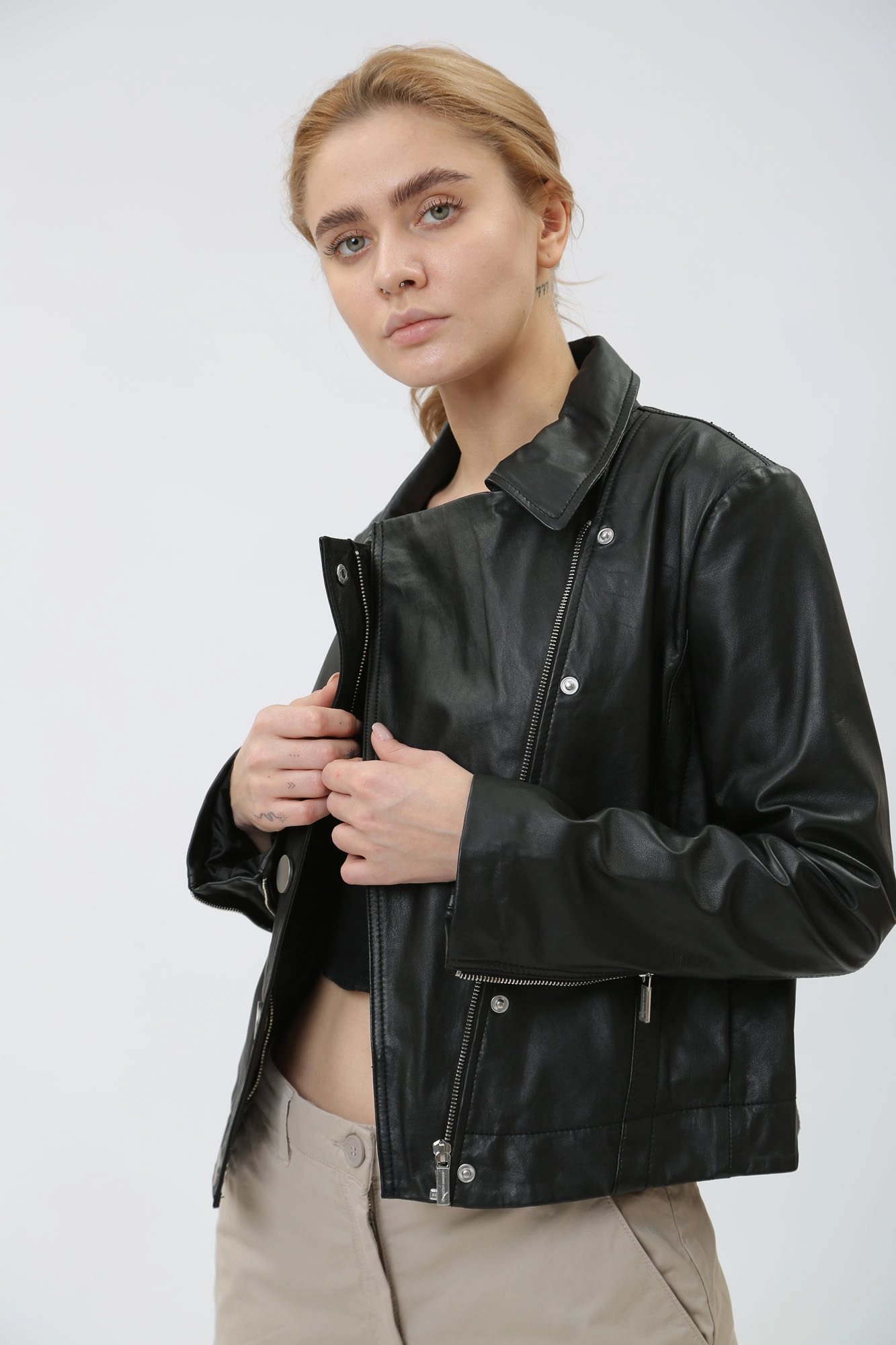 3DYB50_YLP1Z куртка кожаная armani exchange 