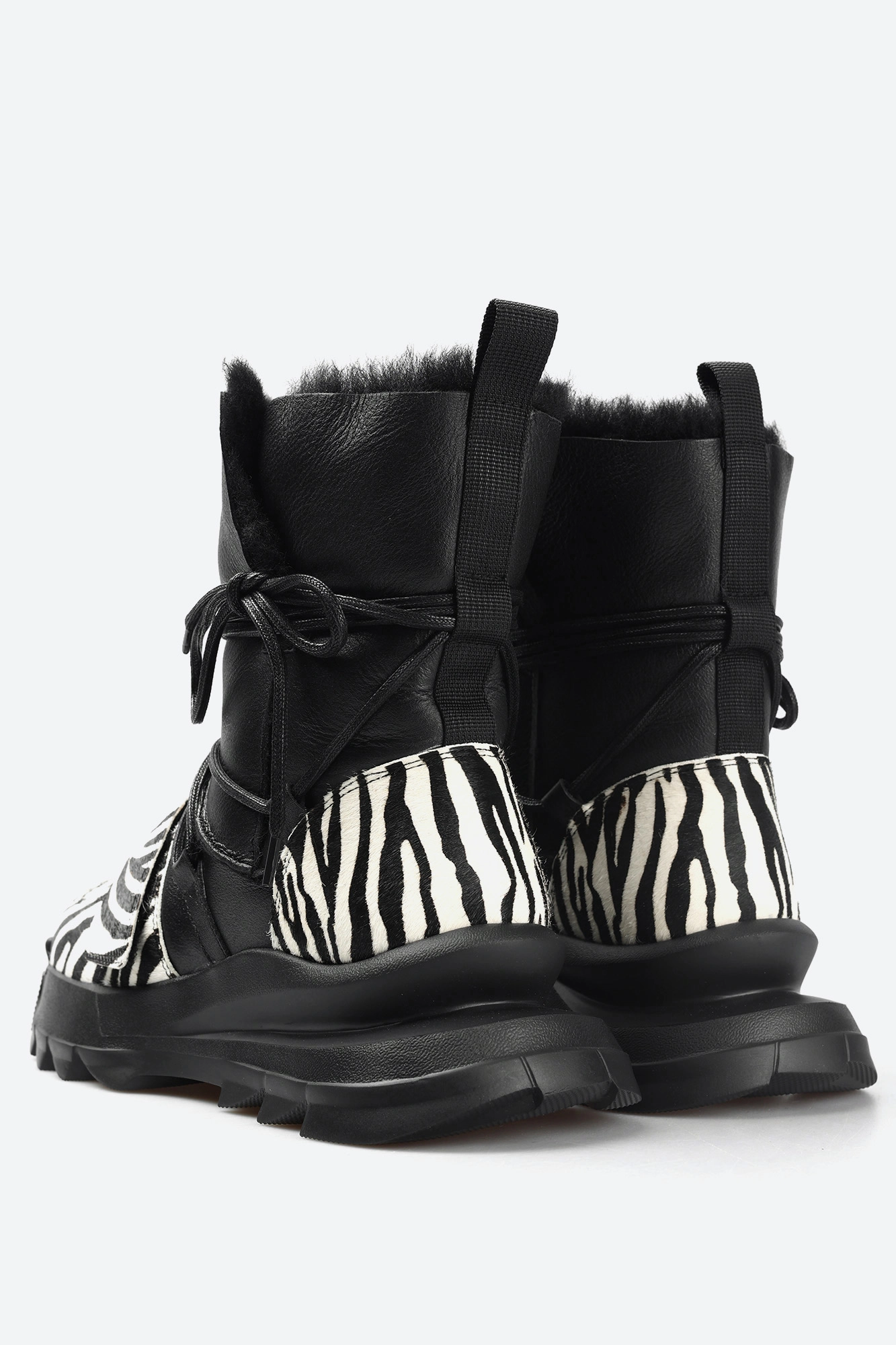 S2238-715 Ботинки Graciana Черный