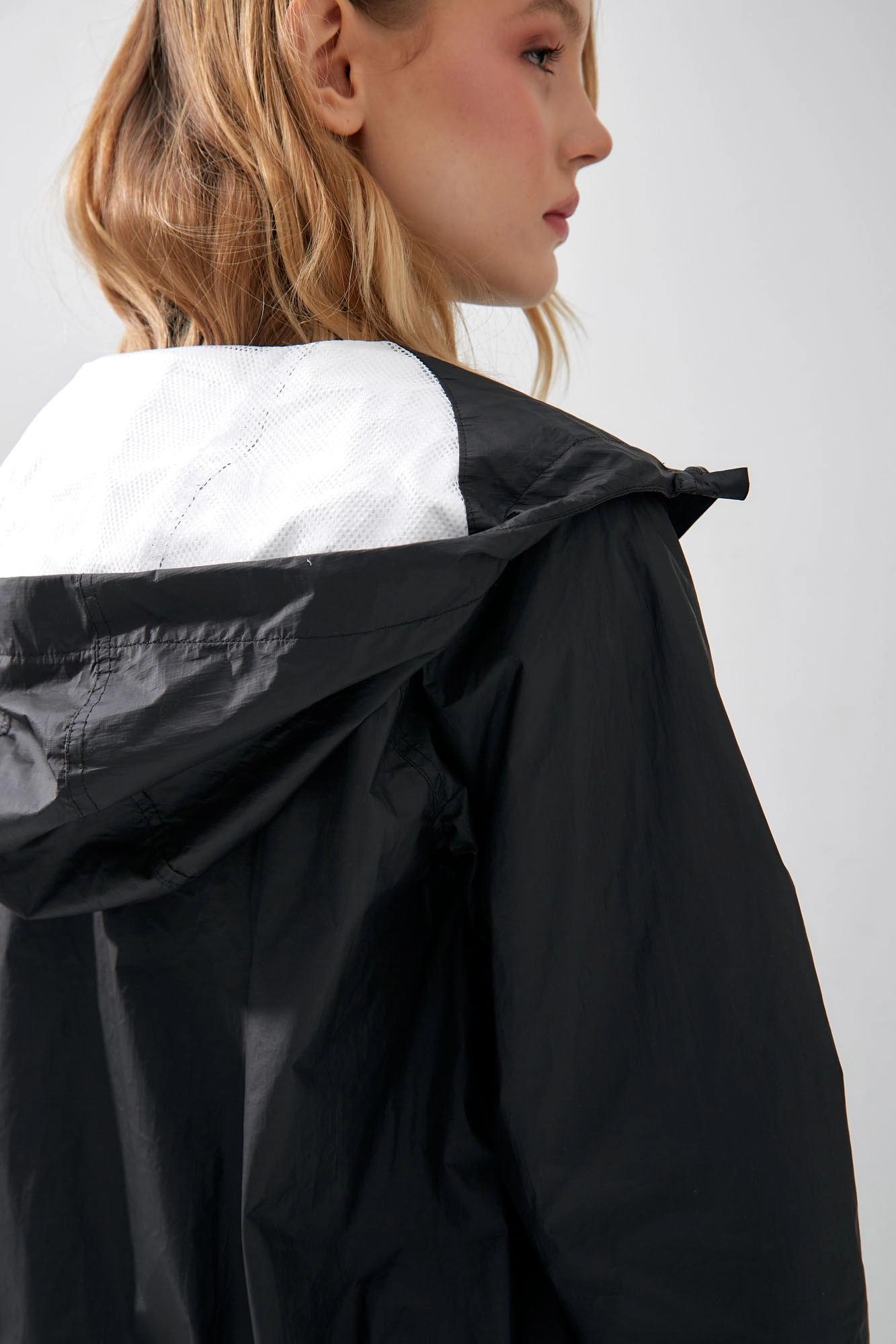 W-232-TH-56-0095 ветровка the hills 