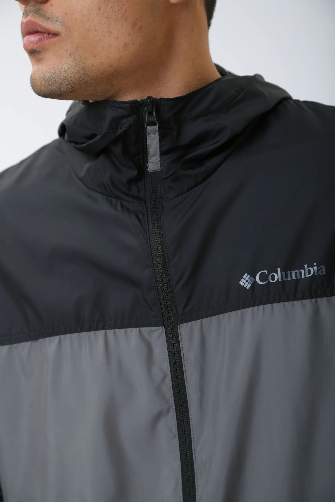 1988711 Ветровка Columbia Серый