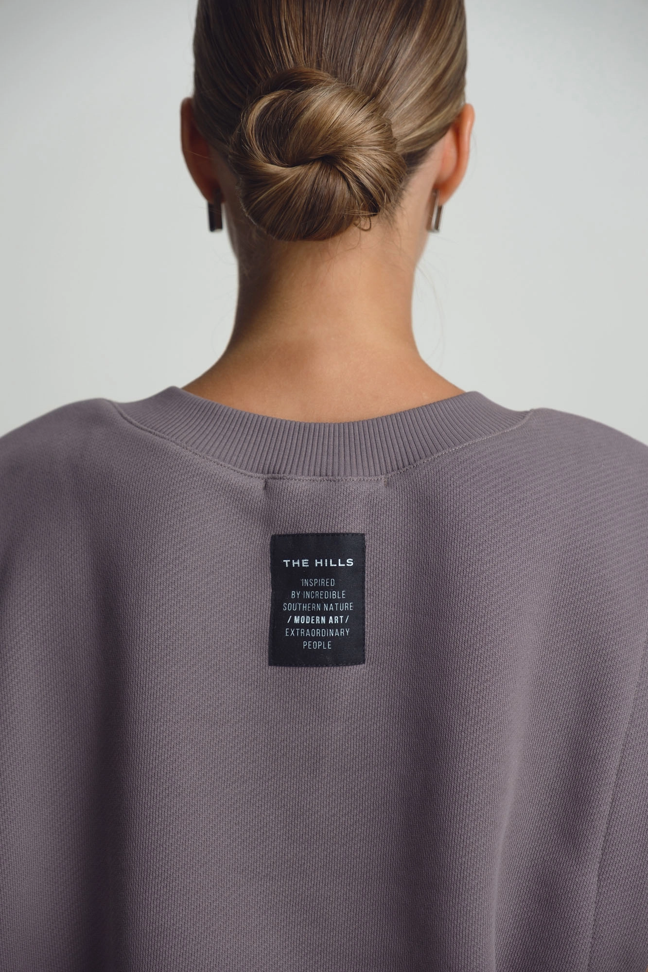 W-252-THT-20-0802 свитшот the hills 