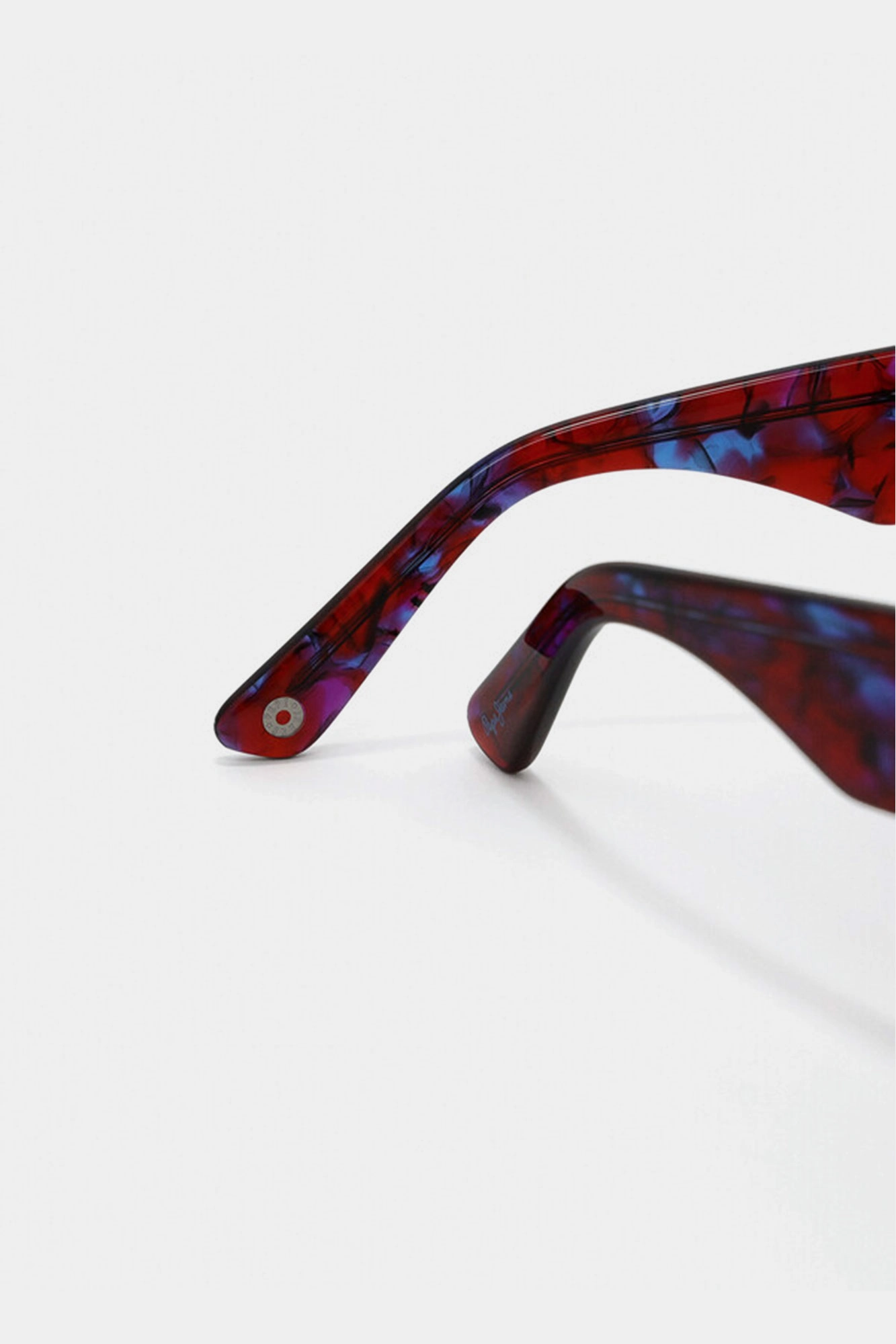 PJ7423 Очки солнцезащитные в комплекте с футляром Pepe Jeans