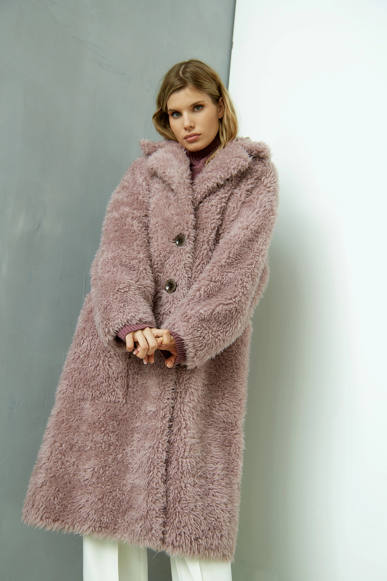 W-232-PLO-1046 шуба the hills 