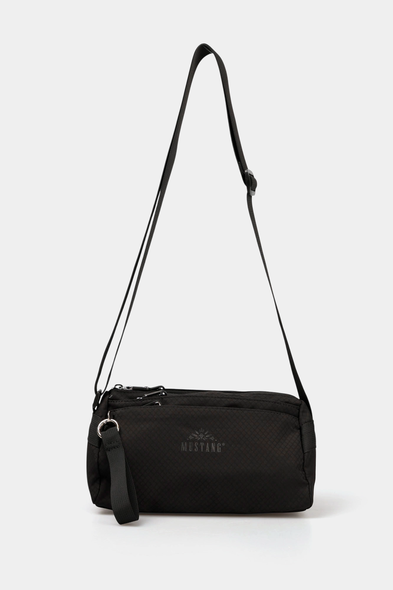 45,122 Сумка Mustang Черный