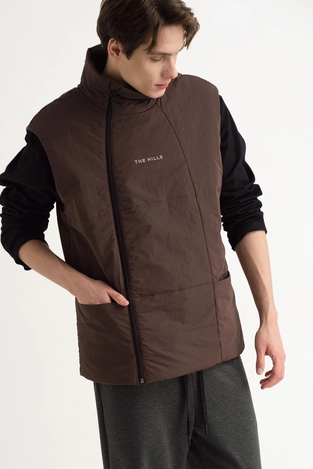 M-242-P-56-0042 Жилет The Hills Коричневый