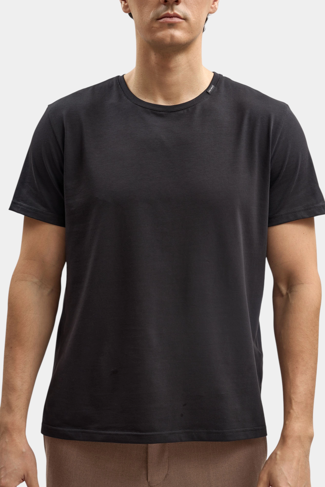 M-261-P-22-1606 Футболка The Hills Черный