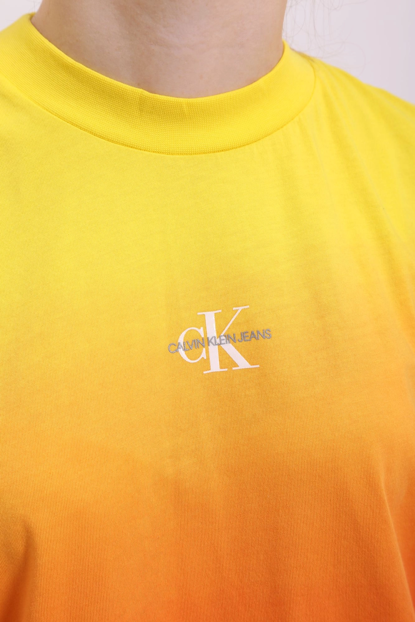 J20J216252 майка calvin klein jeans 