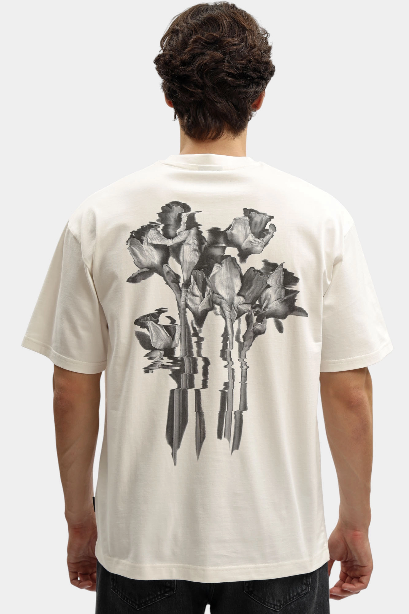 30047170_10015409 Футболка Strellson Белый