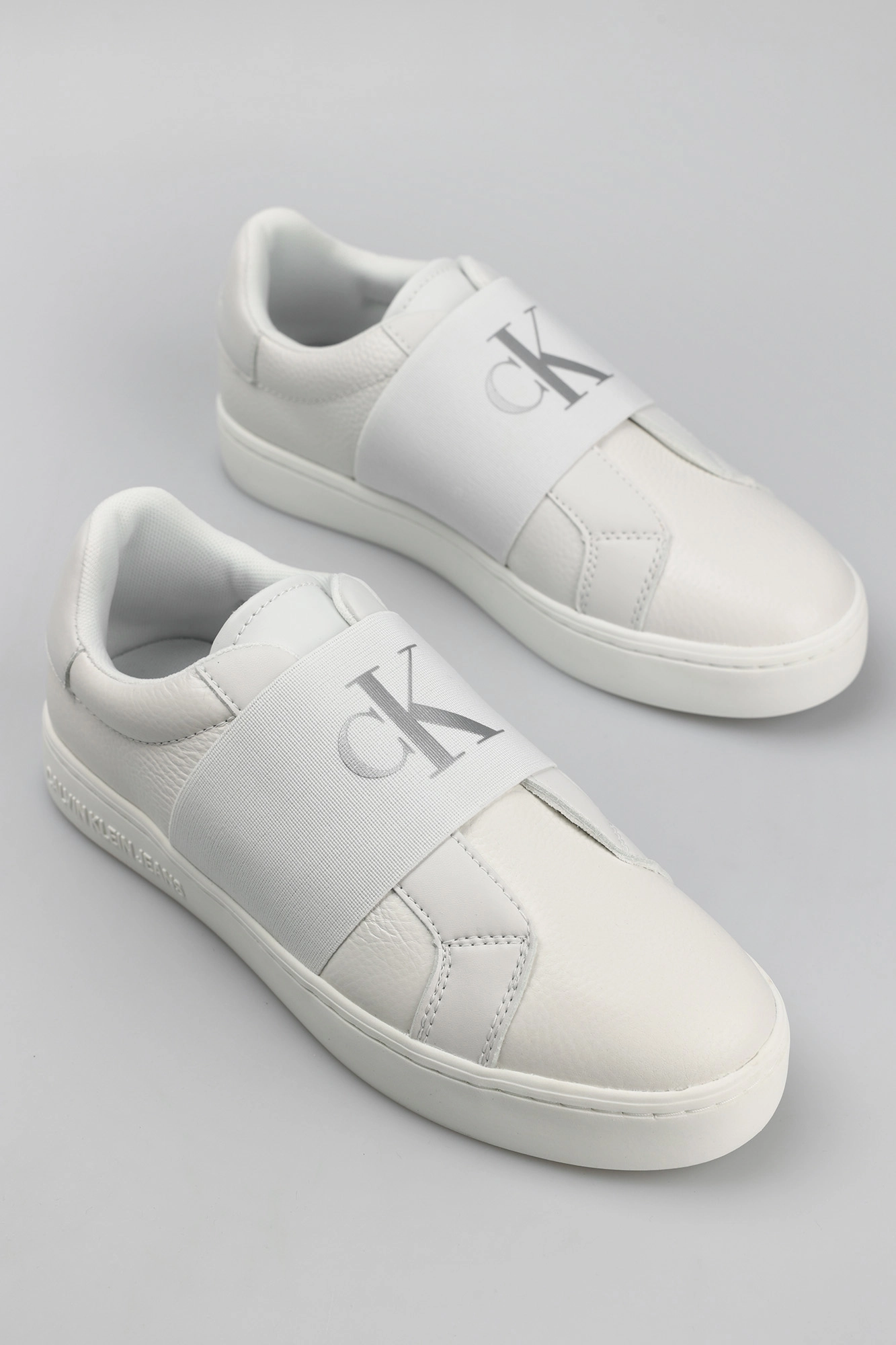 YW0YW00776F Кеды Calvin Klein Белый