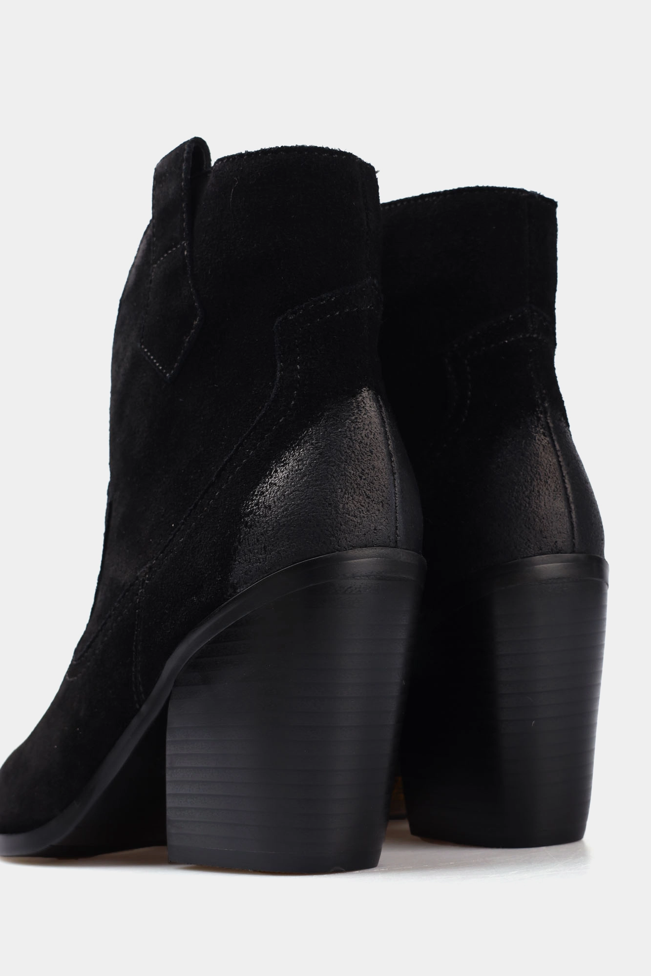 MCWC10550-5A- Казаки Marc Cony Черный