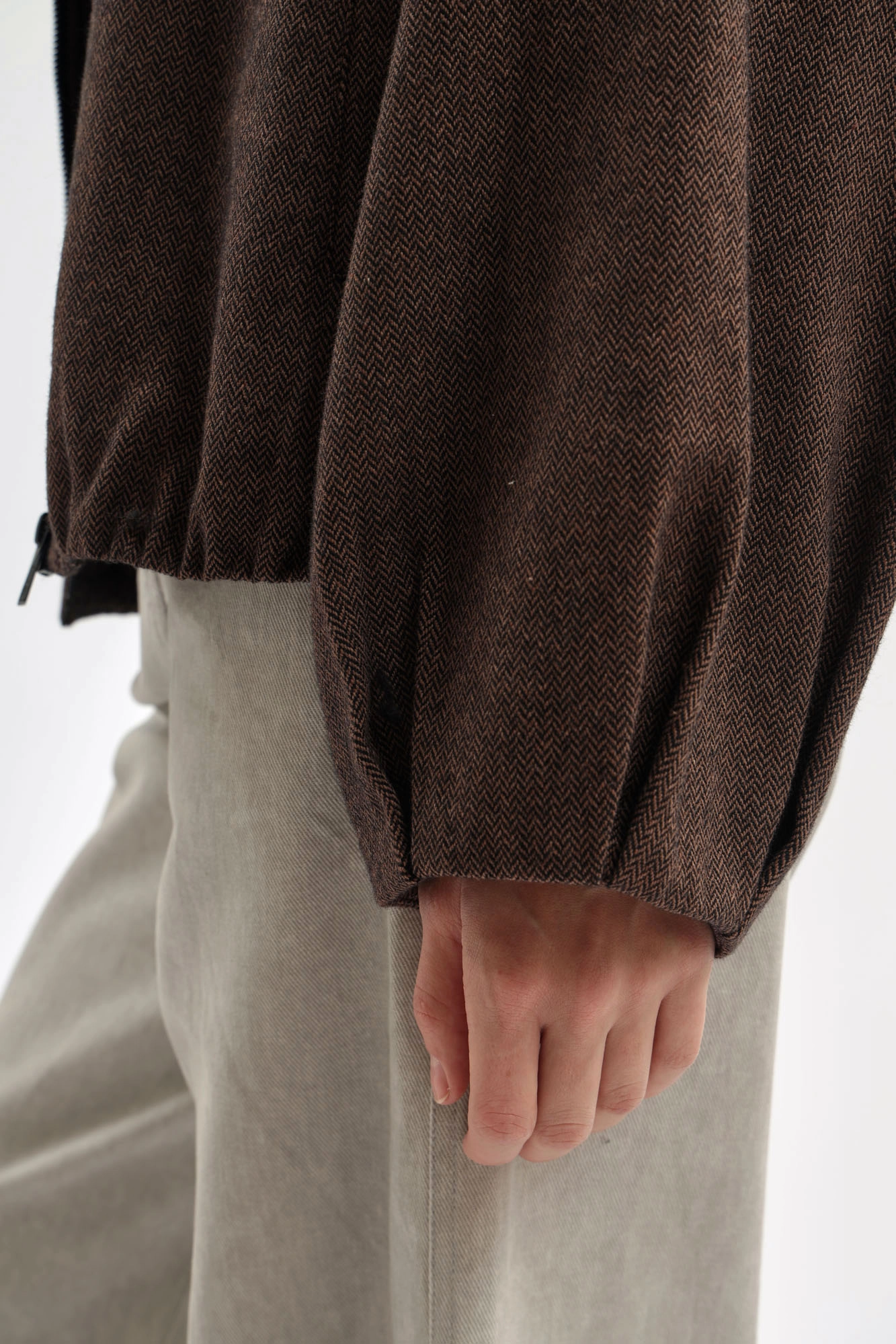 W-261-TH-56-0707 бомбер the hills 