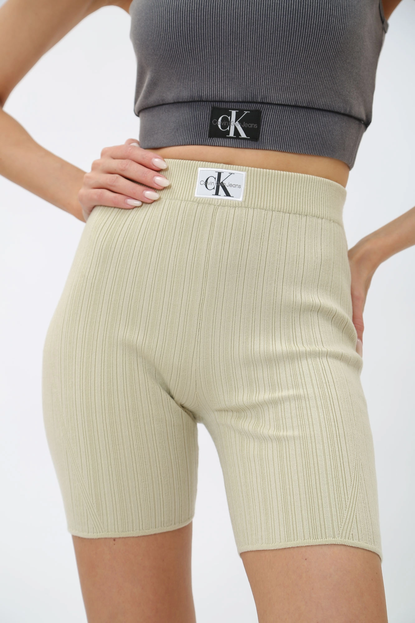 J20J223138 шорты calvin klein jeans 