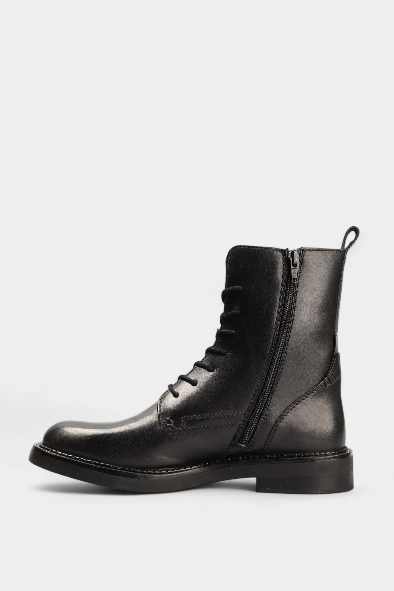 D56WYG00043 Ботинки Geox Черный