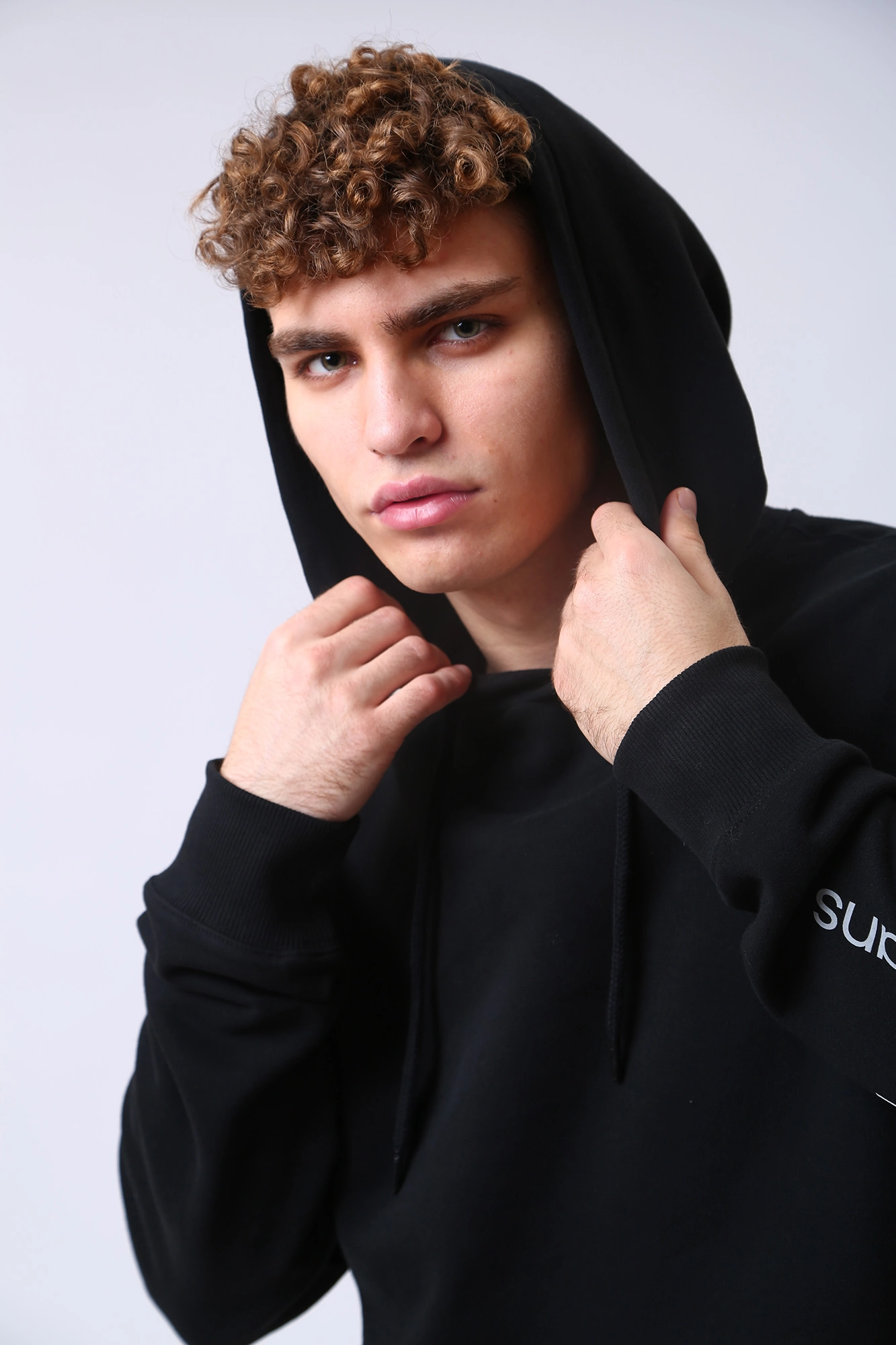 J30J323023 Худи Calvin Klein Jeans Черный