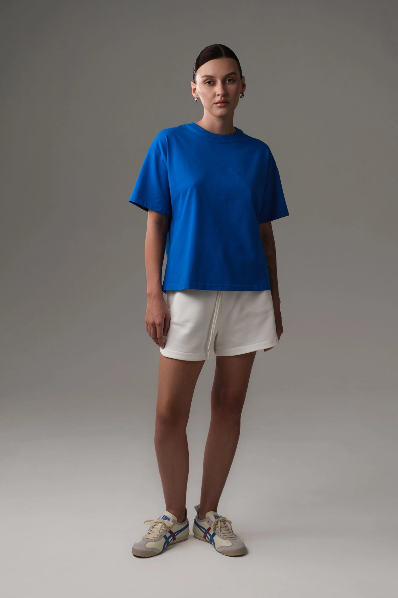 W-251-P-22-0140 футболка the hills 